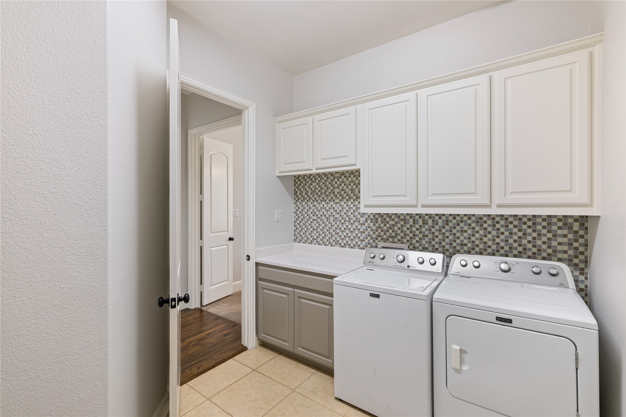 4067 Benchmark Lane