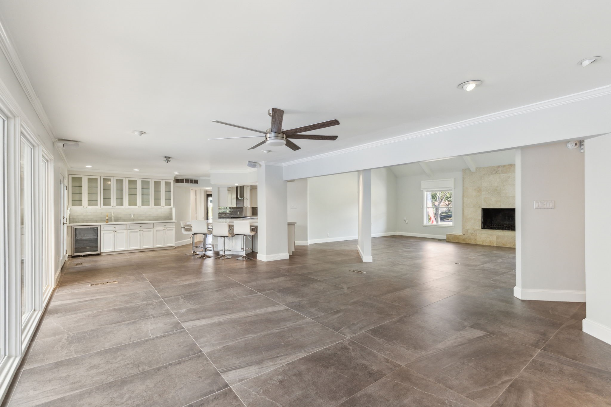 6121 Shadycliff Drive