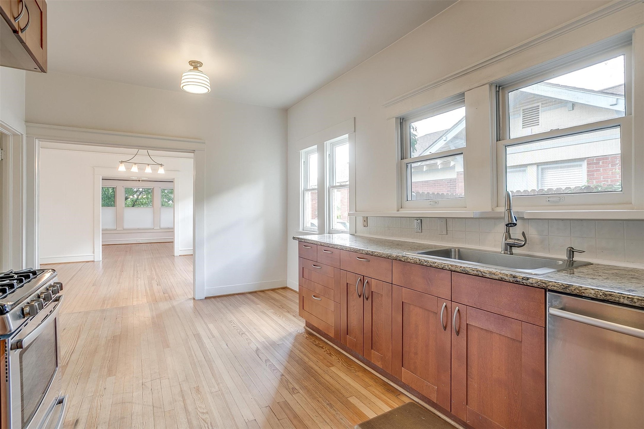 402 N Marlborough Avenue