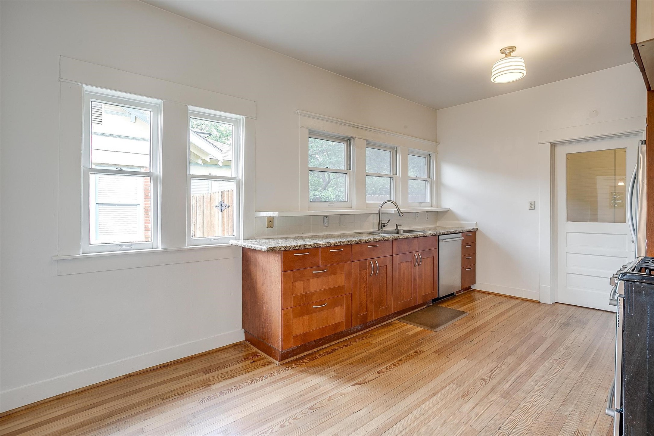 402 N Marlborough Avenue