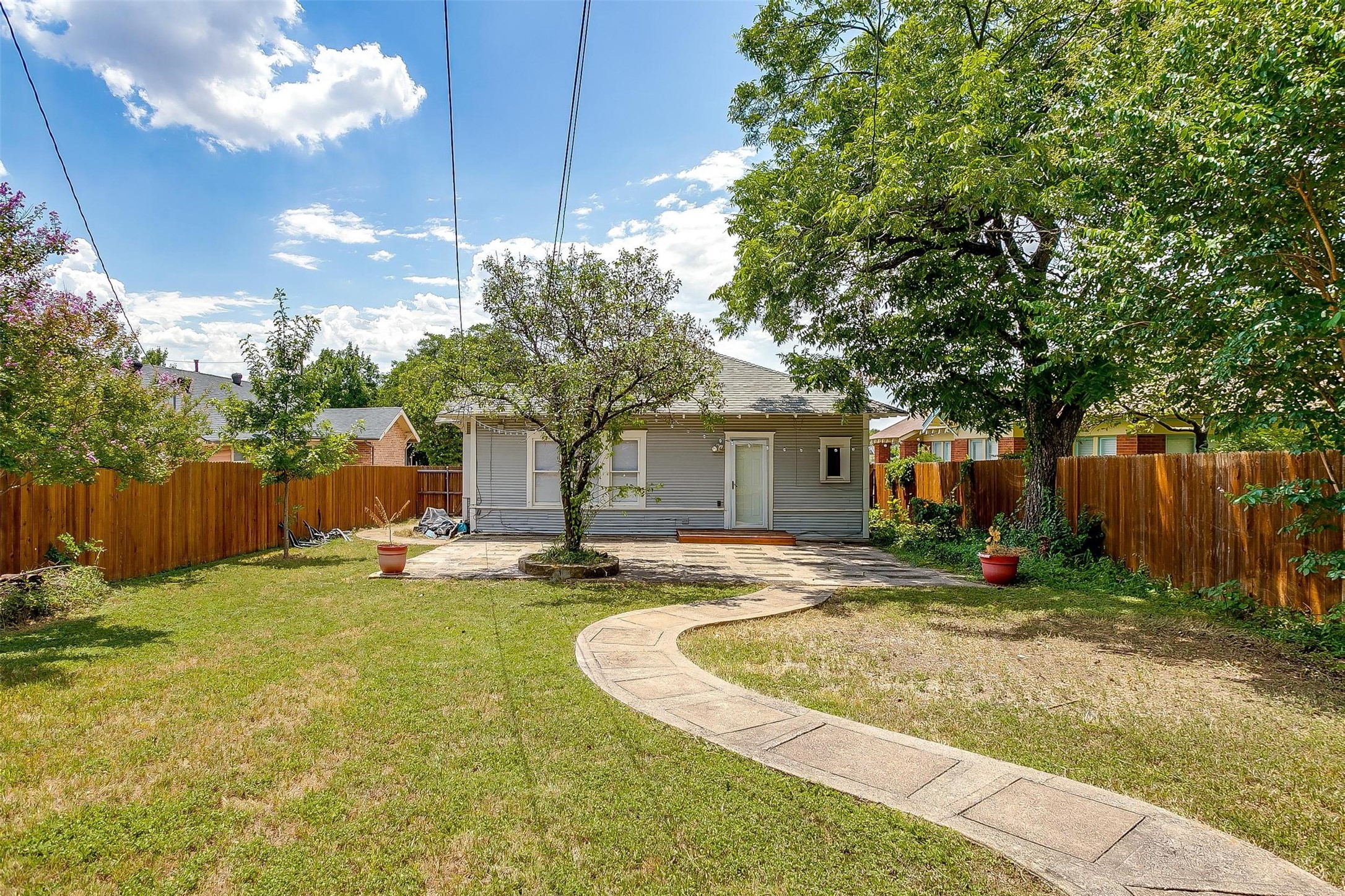 402 N Marlborough Avenue