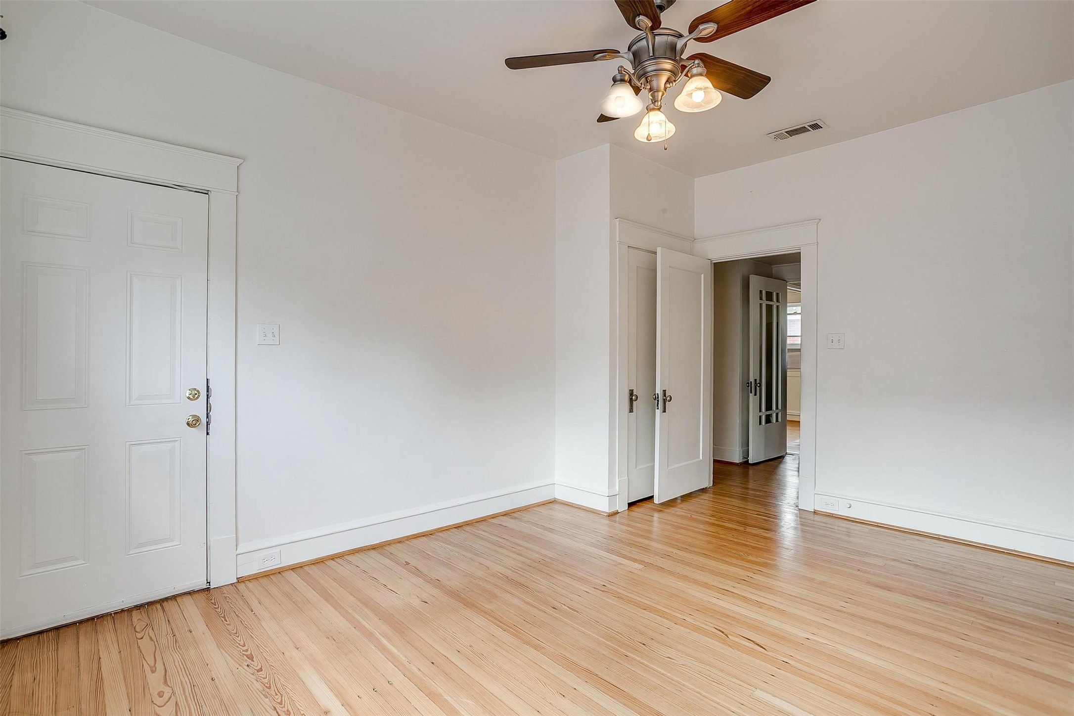 402 N Marlborough Avenue