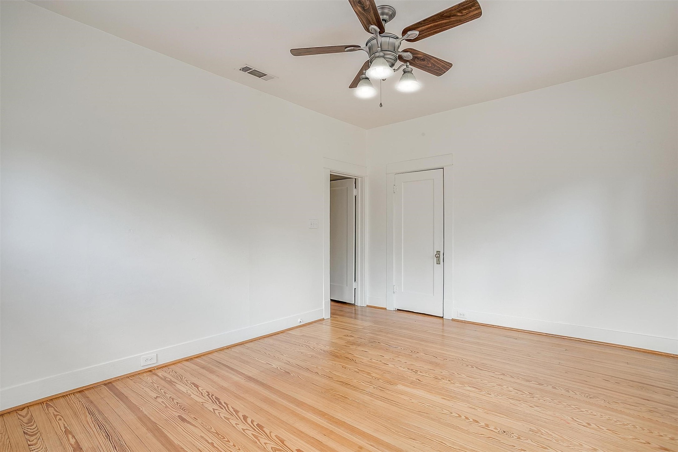 402 N Marlborough Avenue