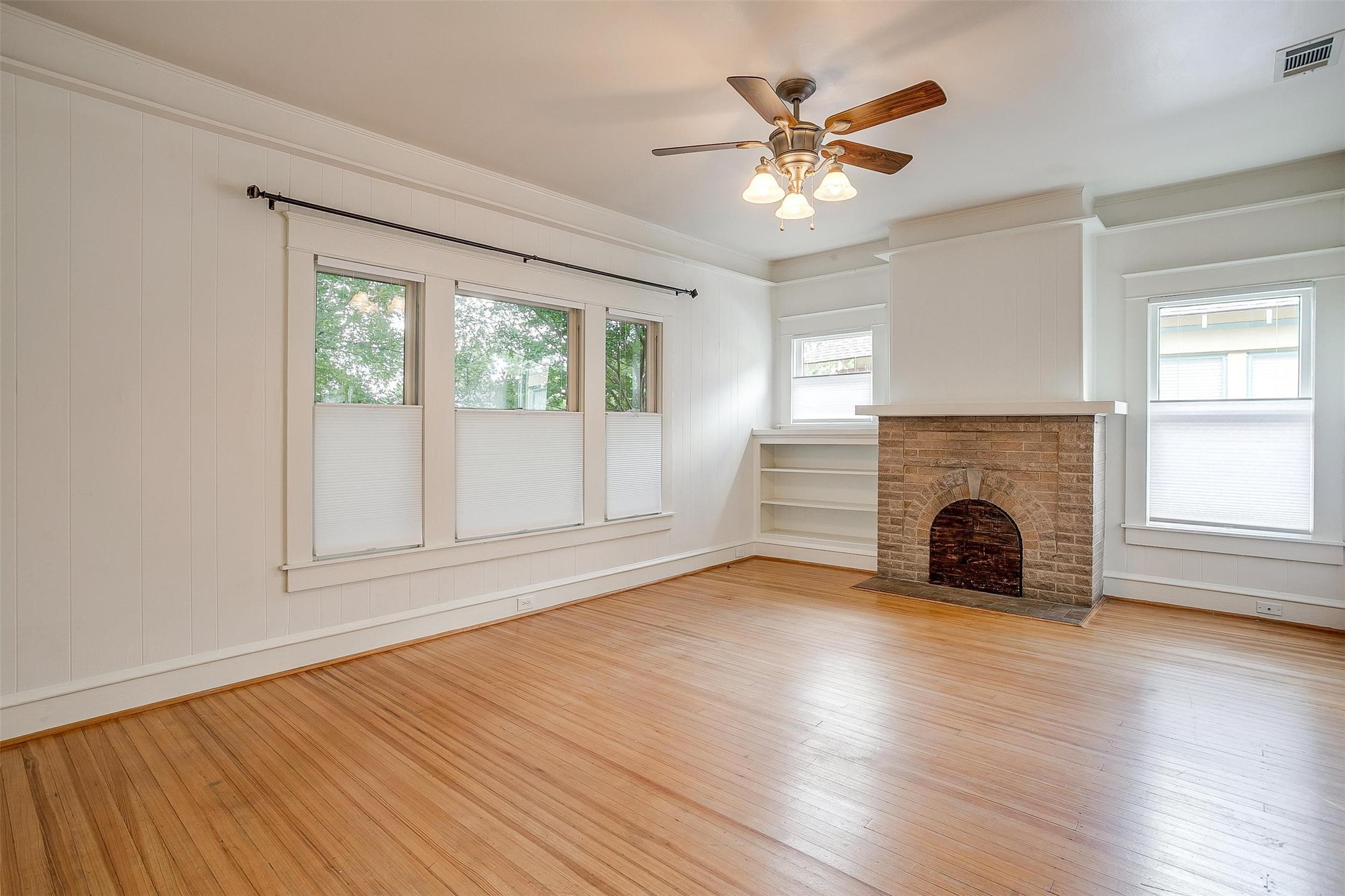 402 N Marlborough Avenue