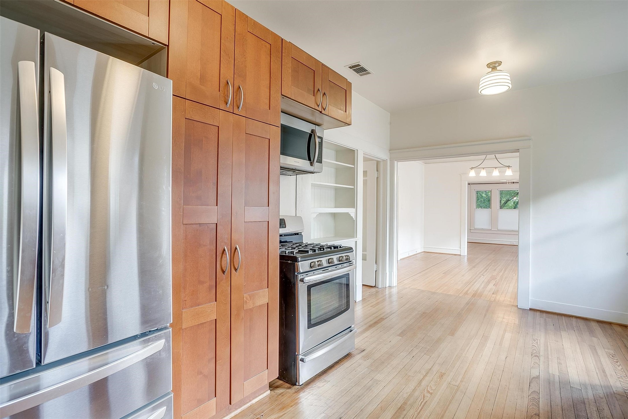 402 N Marlborough Avenue