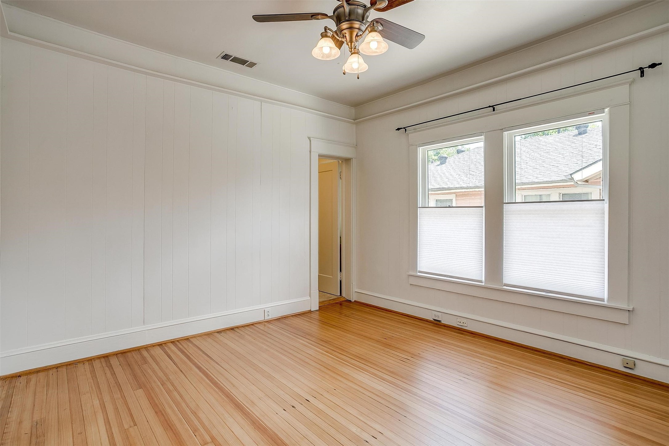 402 N Marlborough Avenue