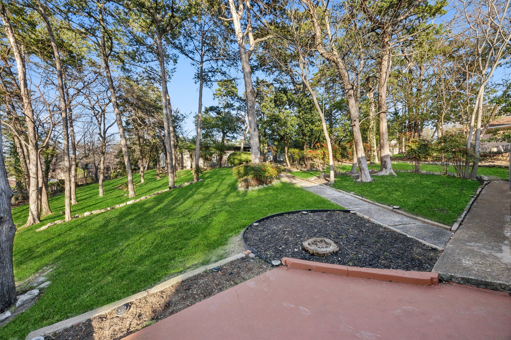 3628 Holliday Court