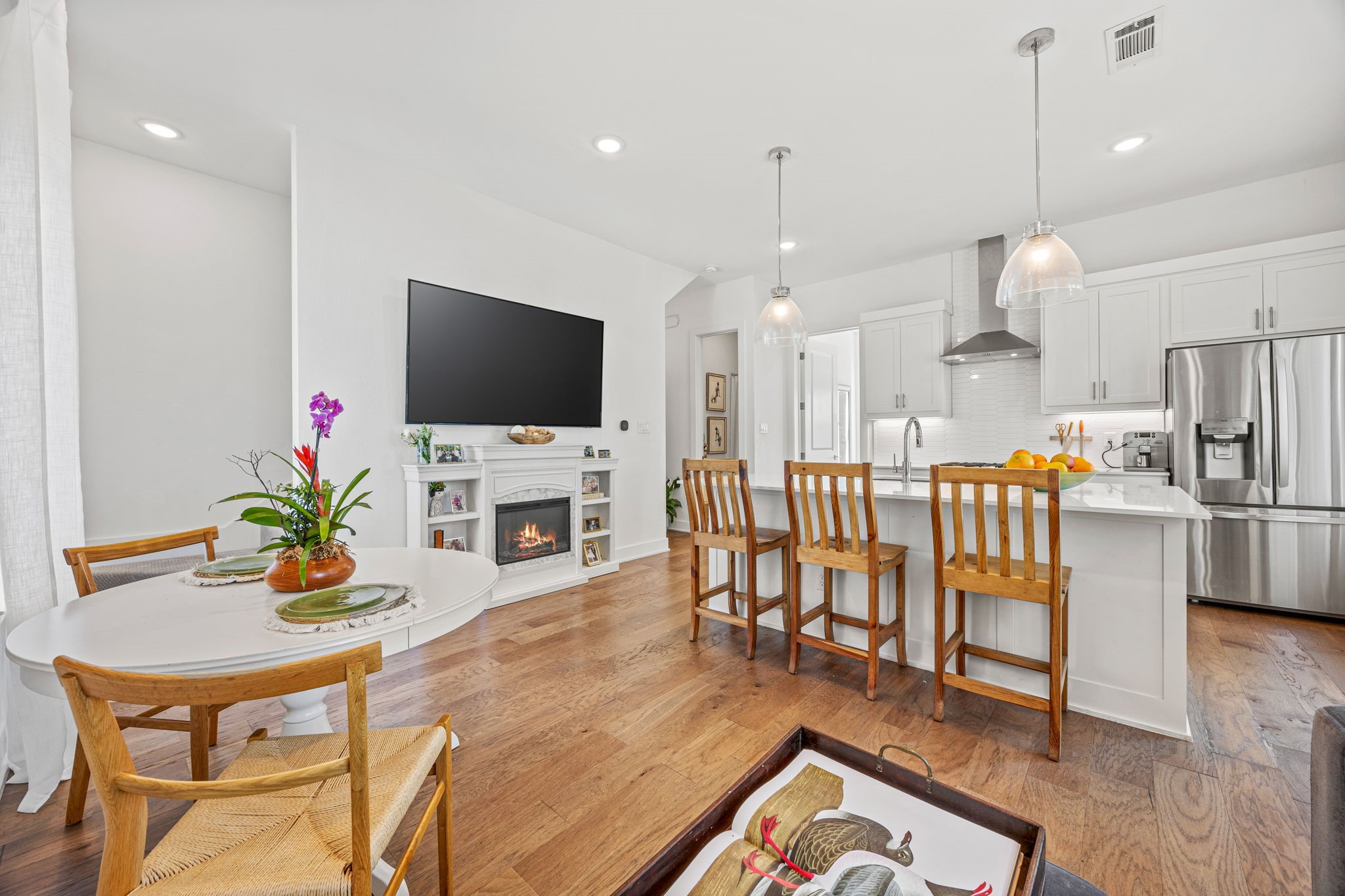 107 E Chester Court