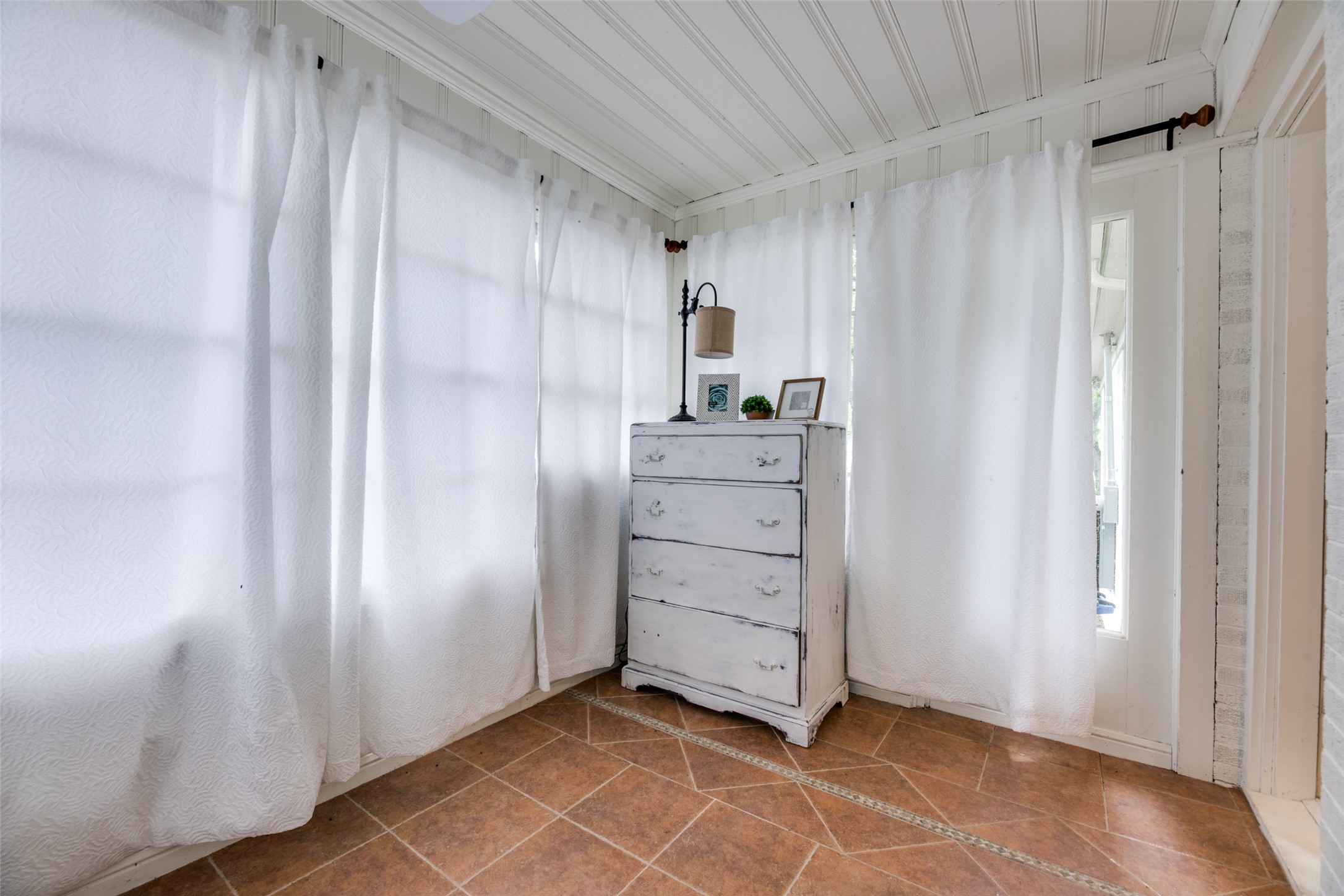 623 Tenna Loma Court