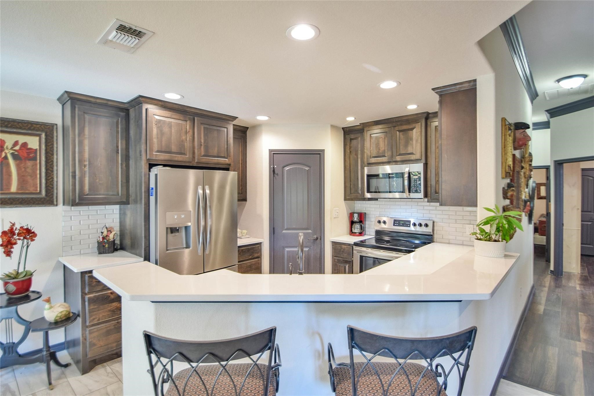 8605 Calviton Court