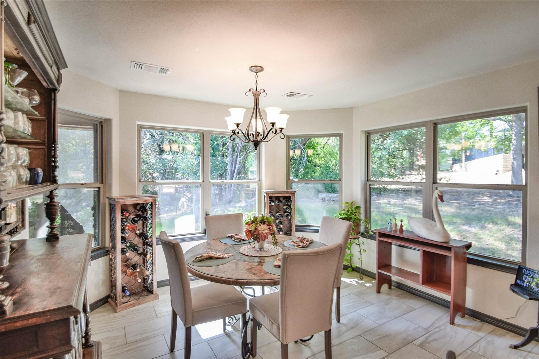 8605 Calviton Court