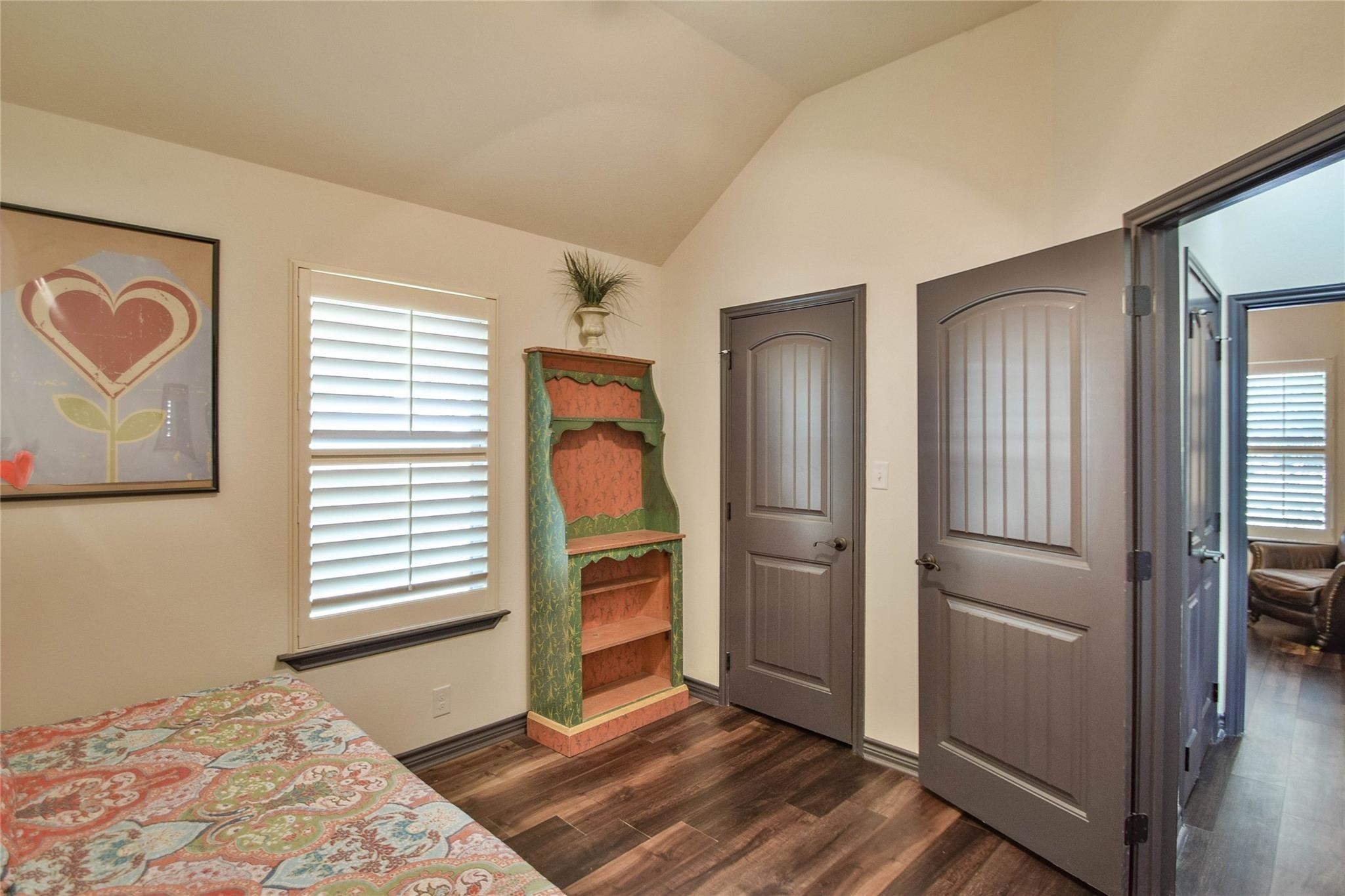 8605 Calviton Court