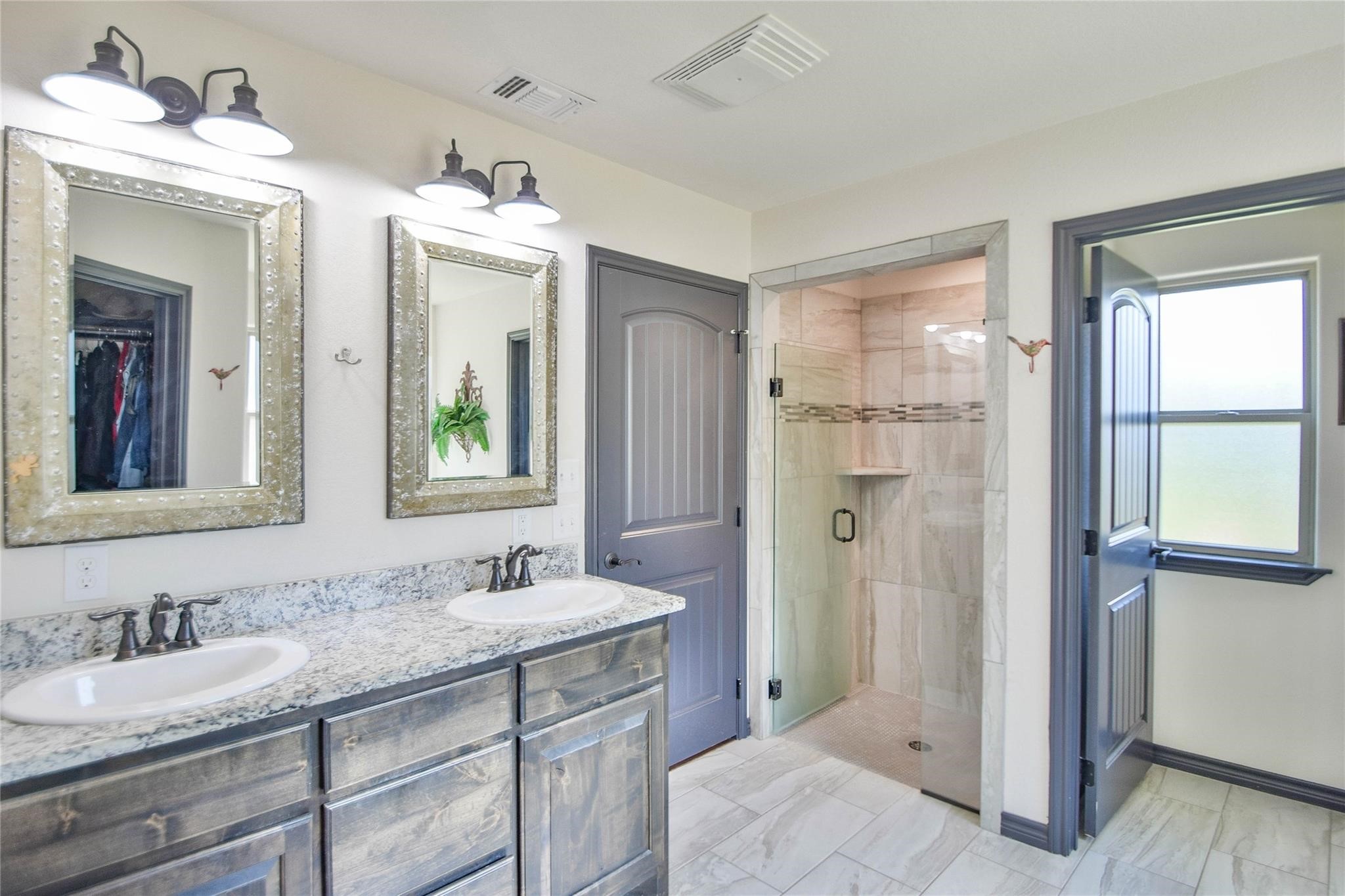 8605 Calviton Court