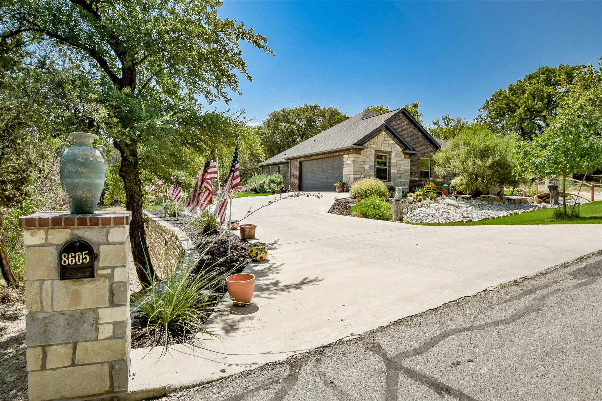 8605 Calviton Court