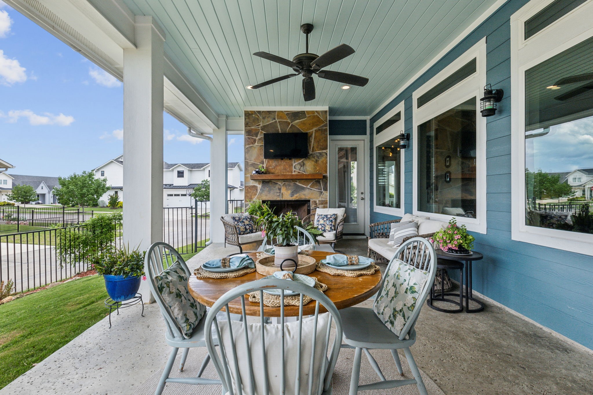 613 Park Place Boulevard