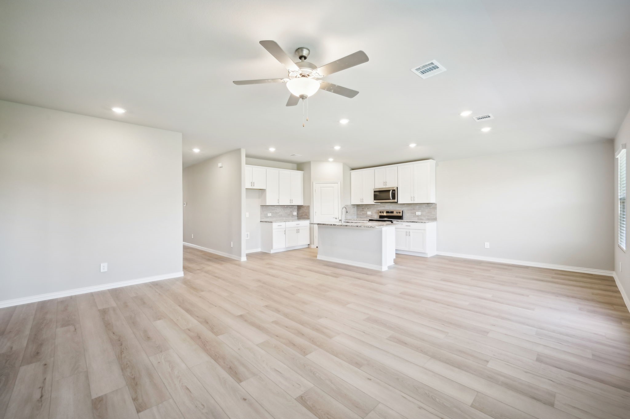 3405 Eagle Mount Drive