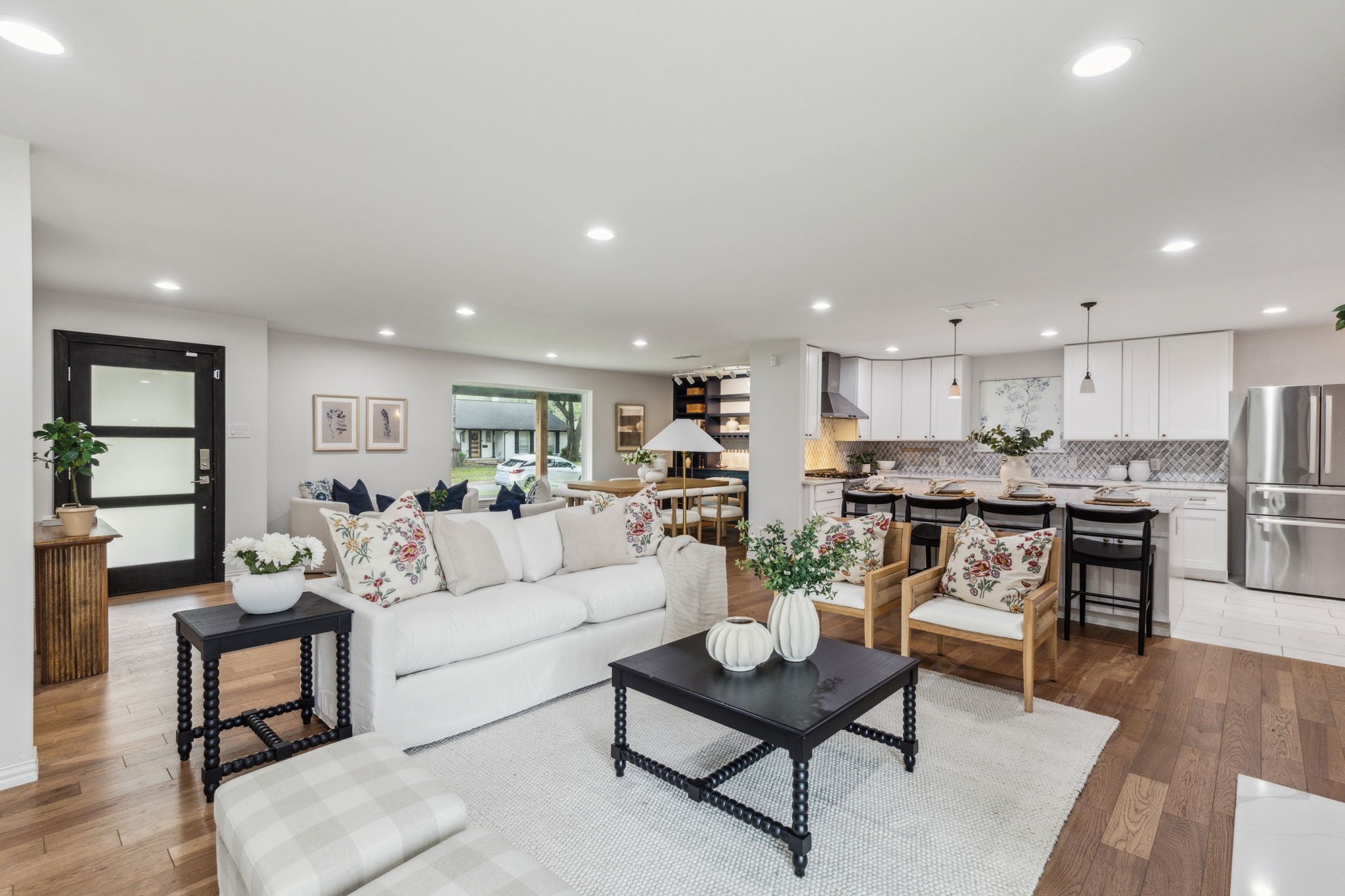 5625 Ledgestone Drive