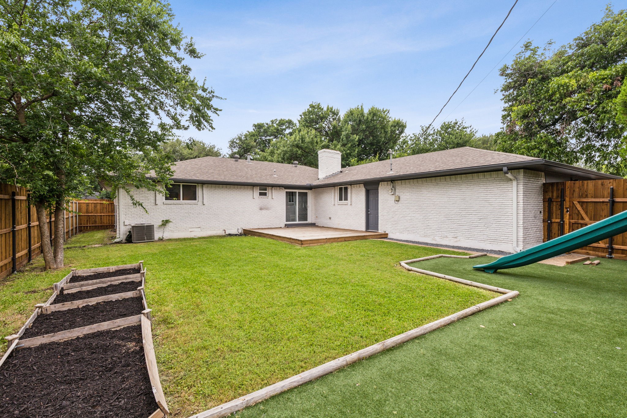 5625 Ledgestone Drive