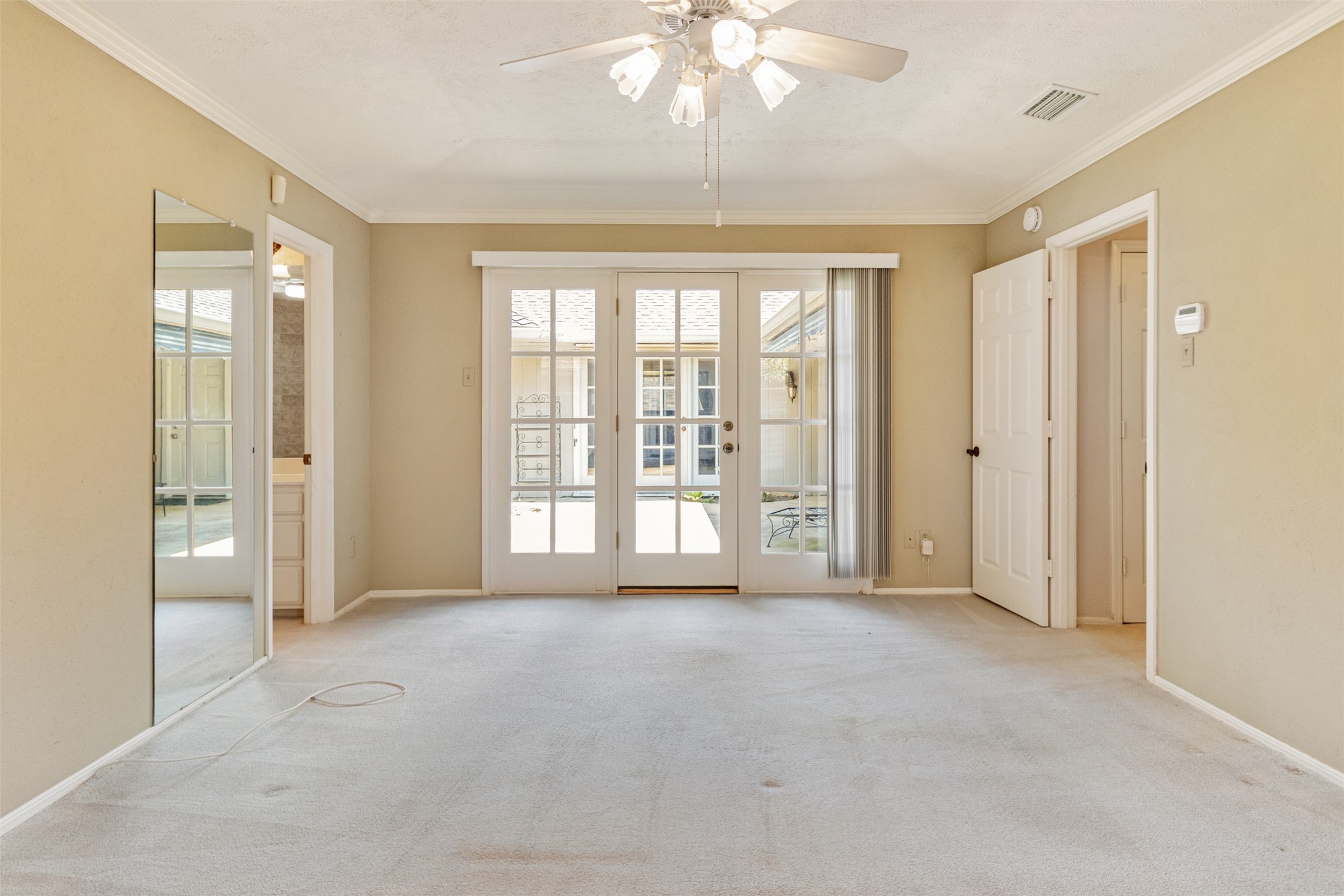 10009 Apple Creek Drive