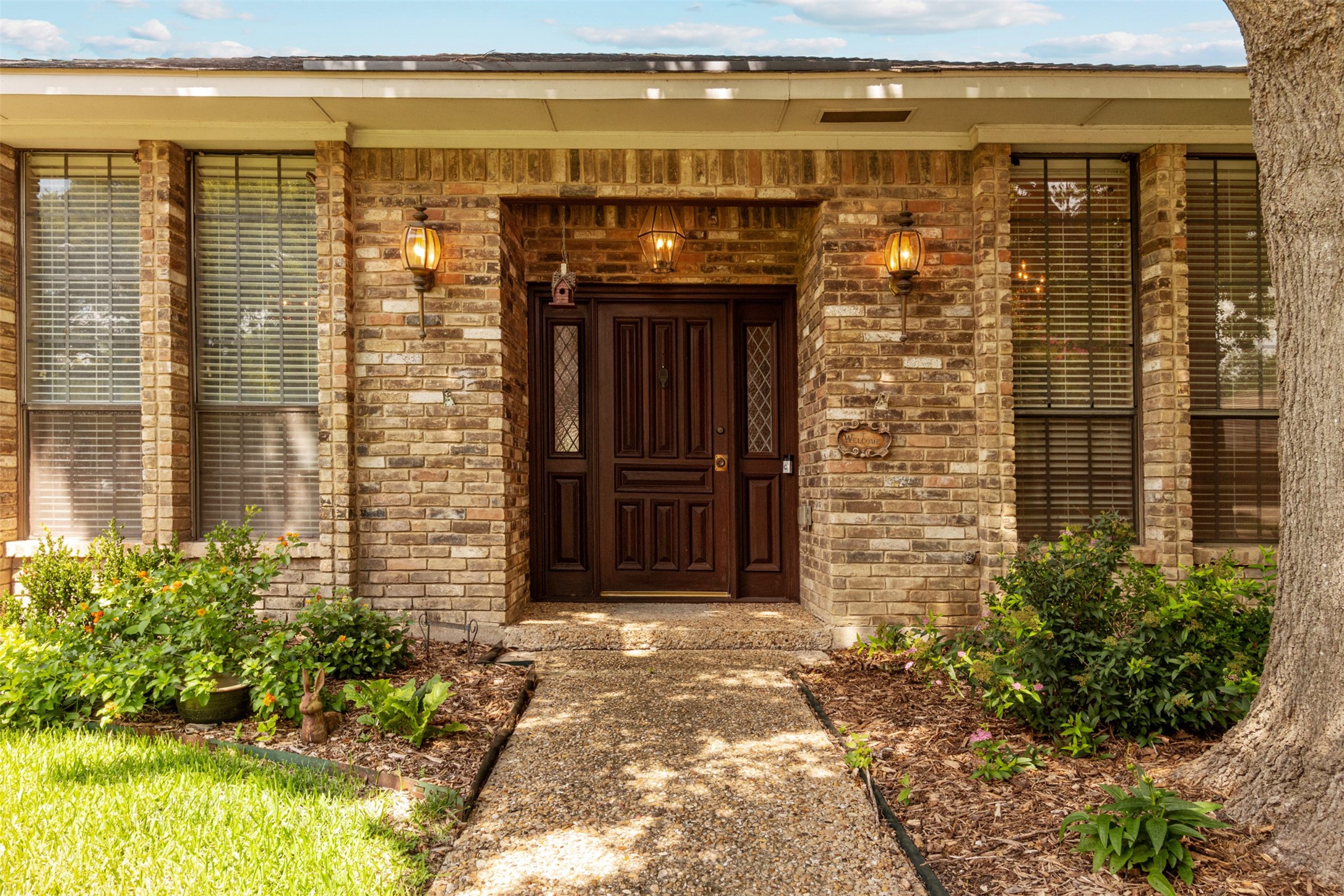 10009 Apple Creek Drive