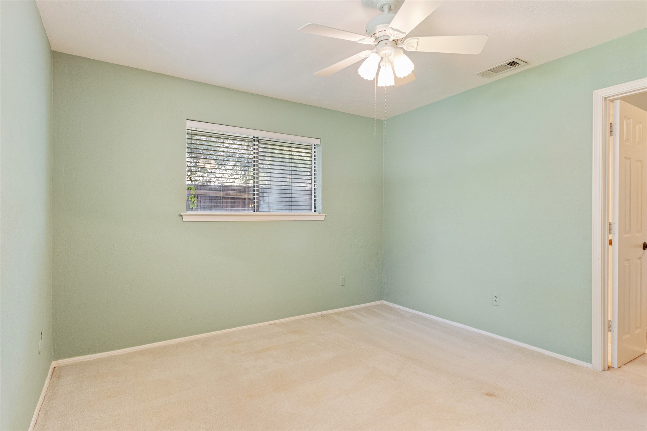 10009 Apple Creek Drive