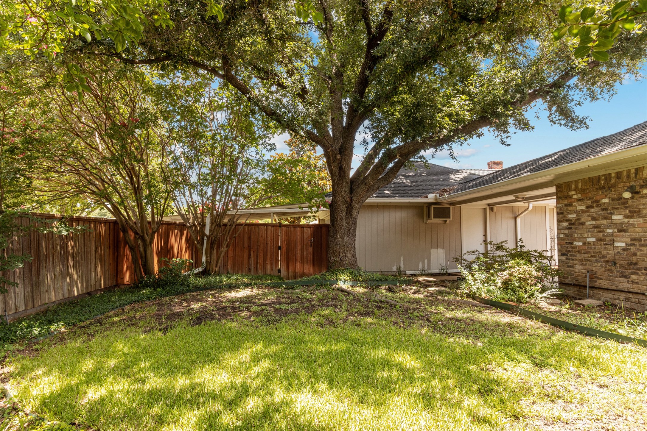 10009 Apple Creek Drive
