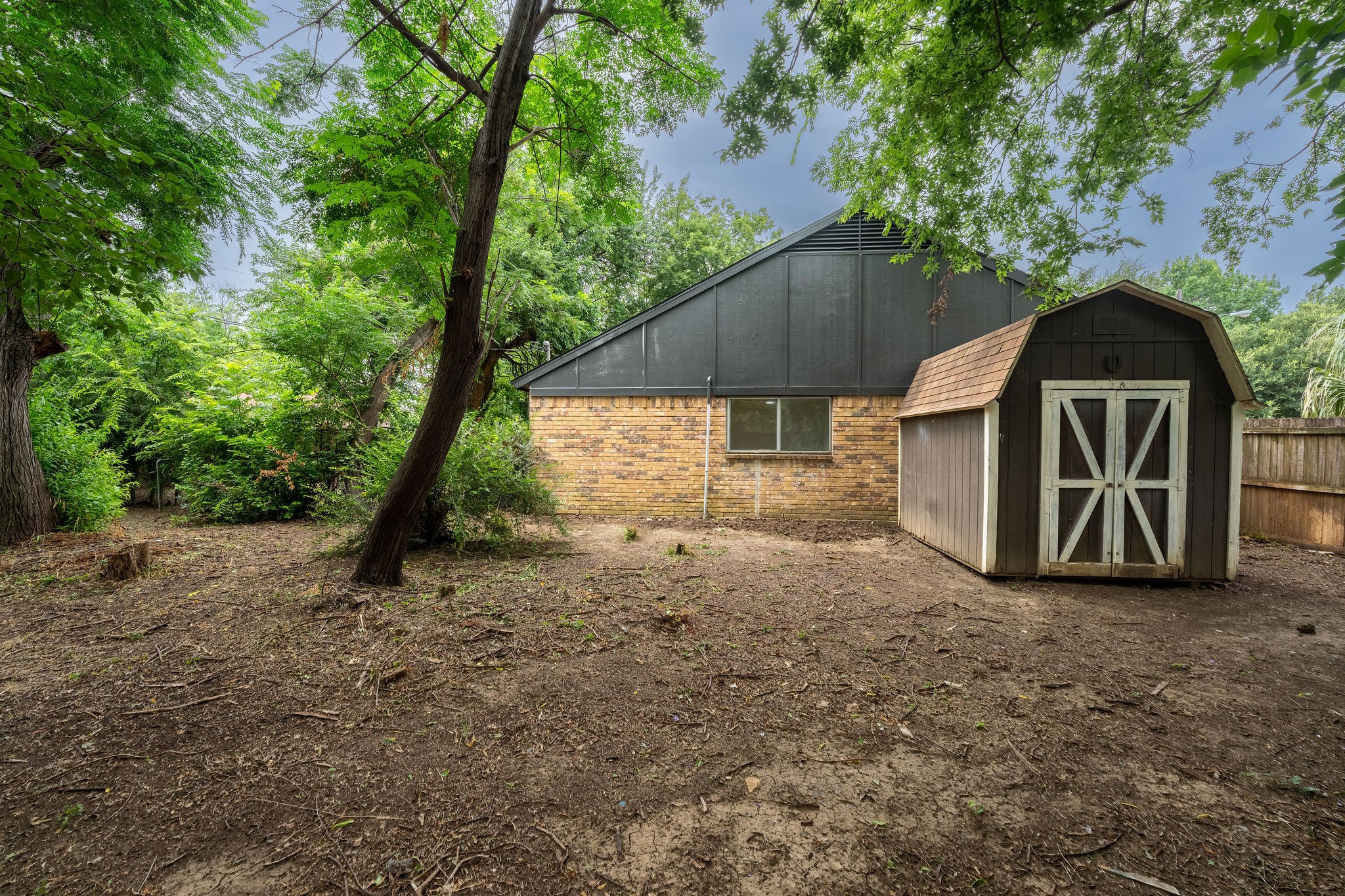 3806 Wooddale Court