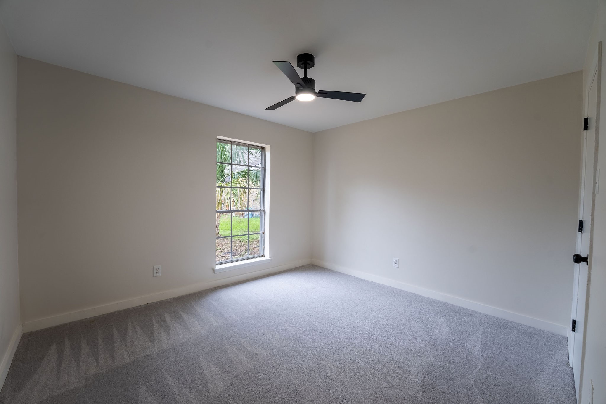 3806 Wooddale Court