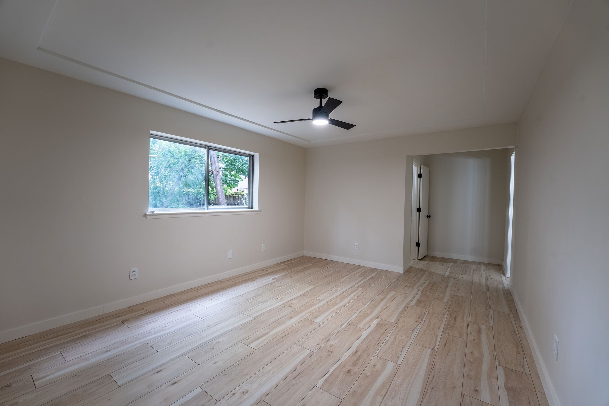 3806 Wooddale Court