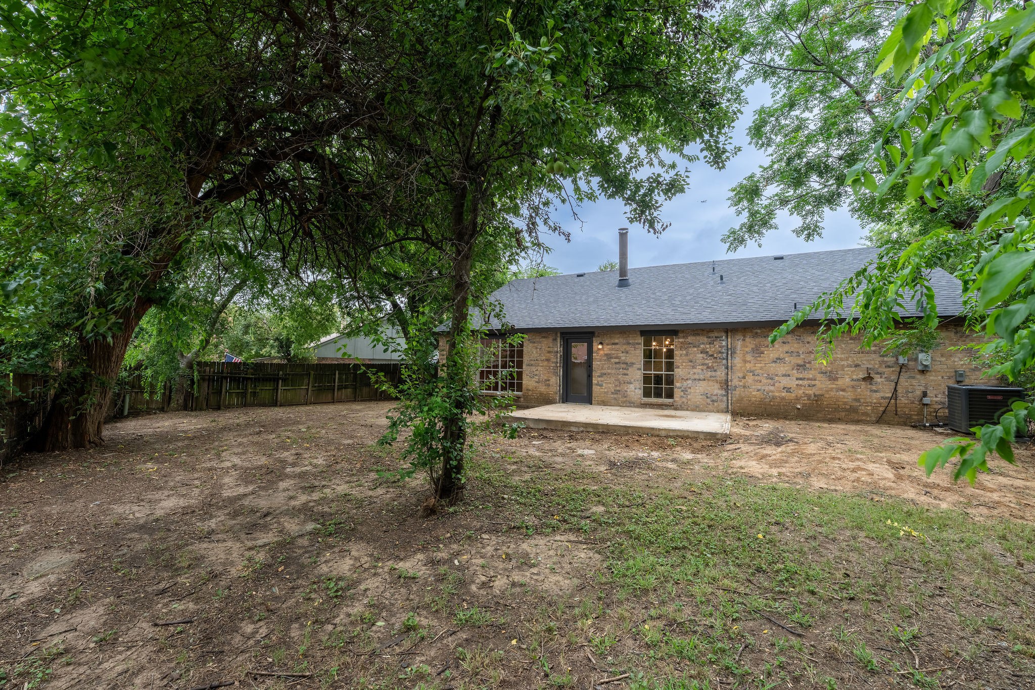 3806 Wooddale Court
