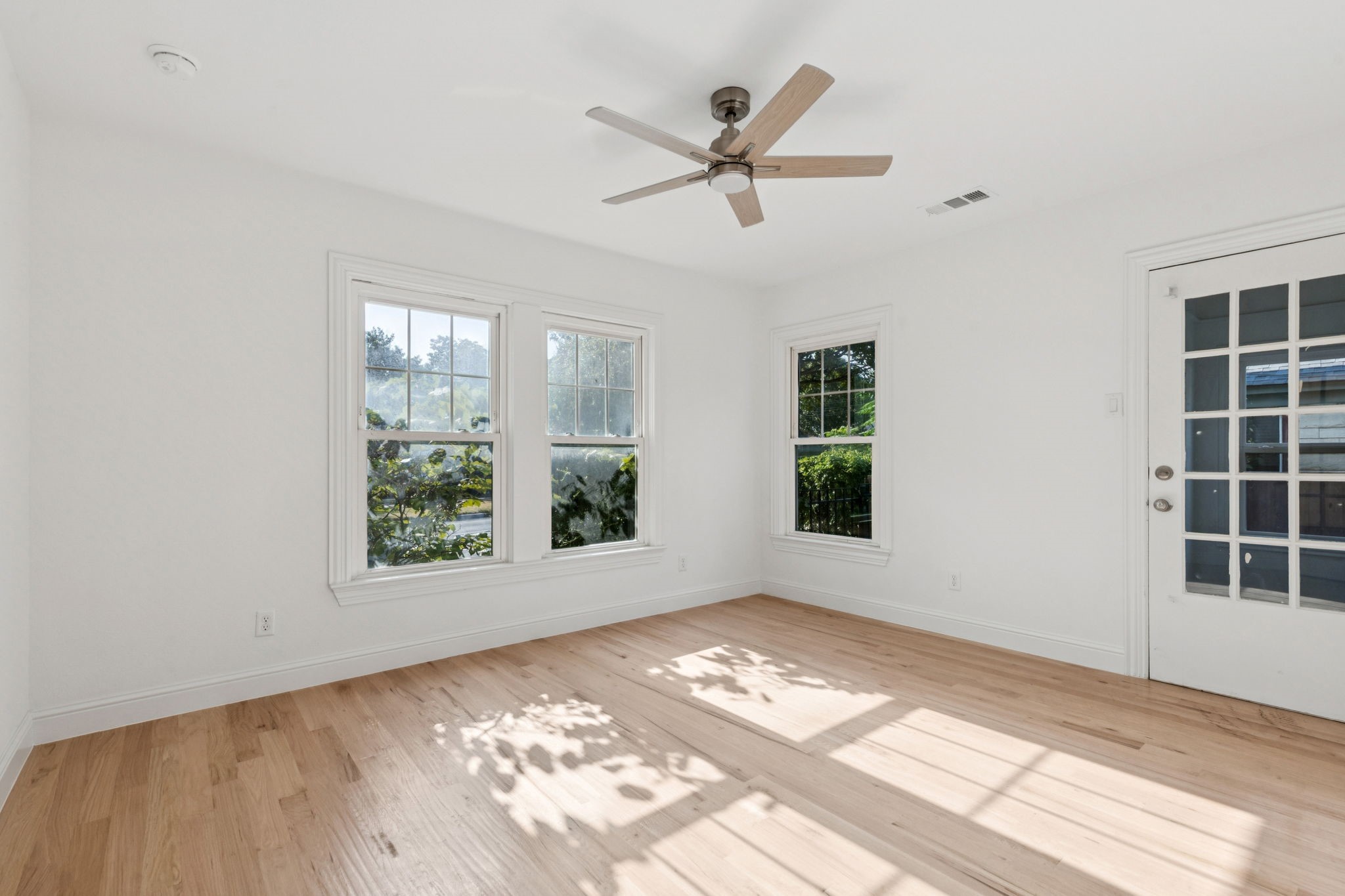 207 N Hampton Road