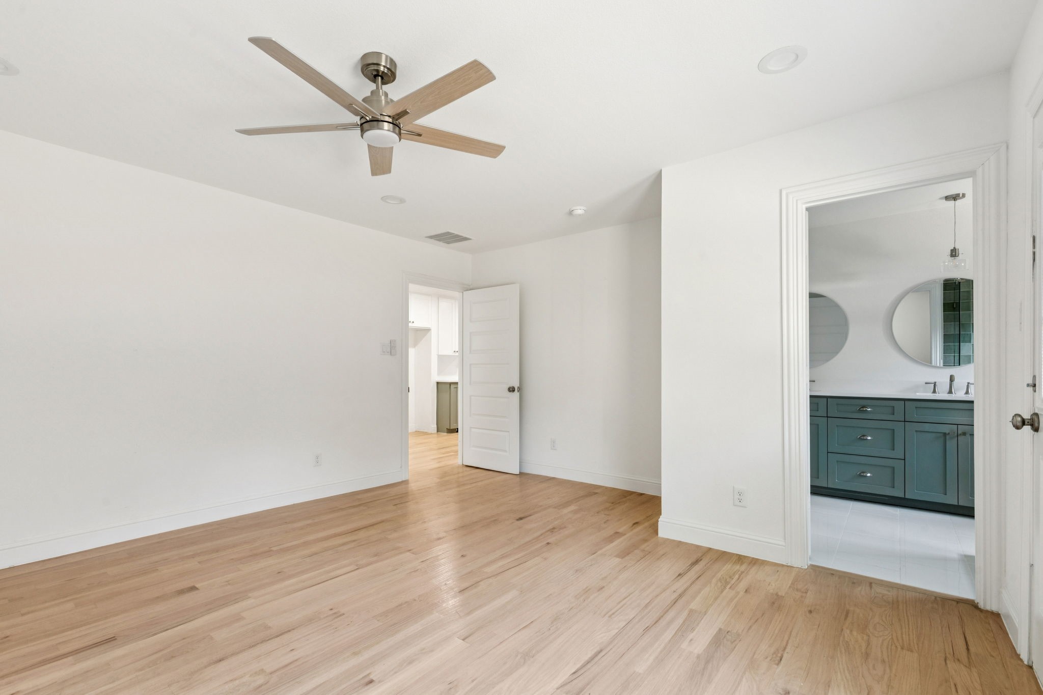 207 N Hampton Road