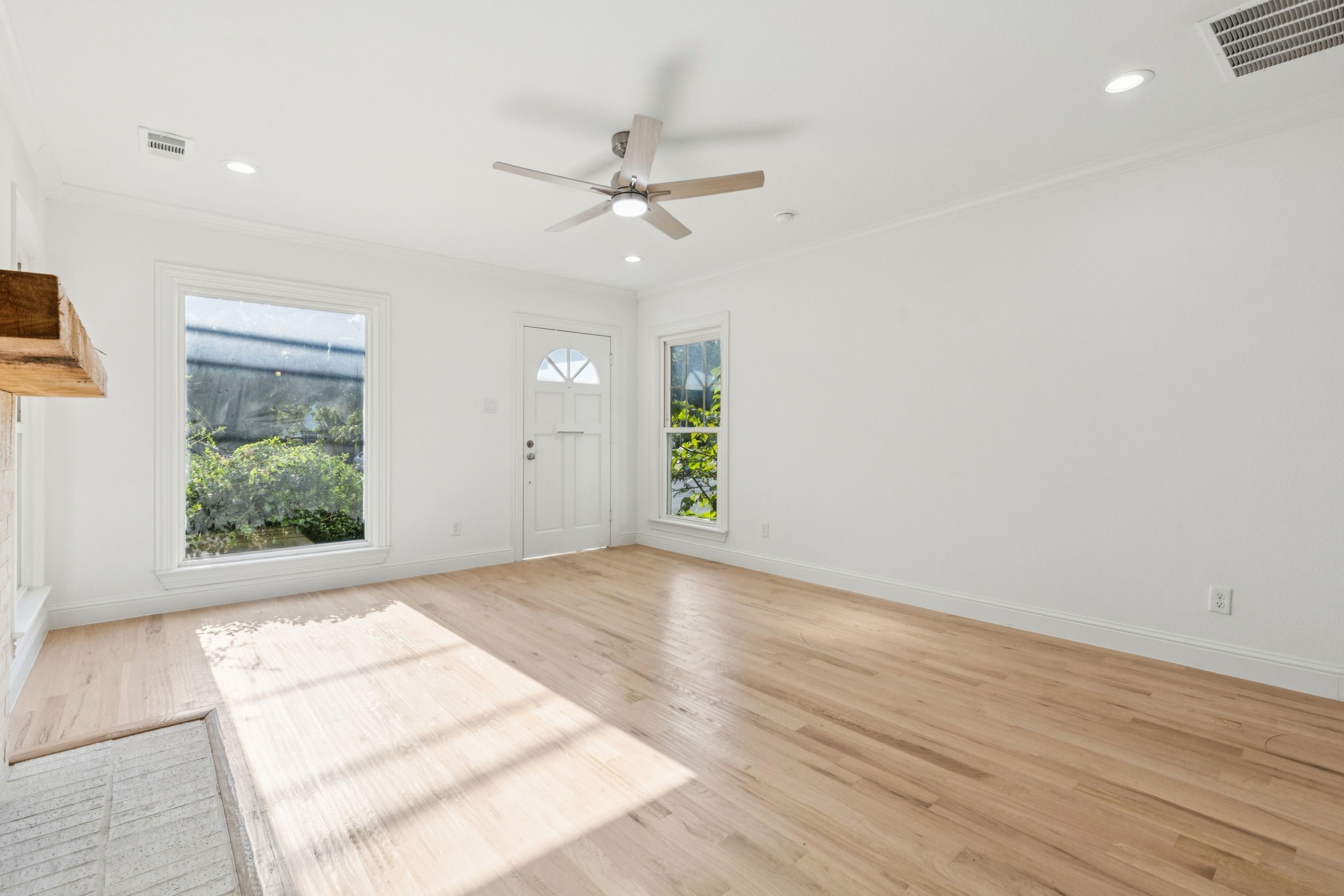 207 N Hampton Road