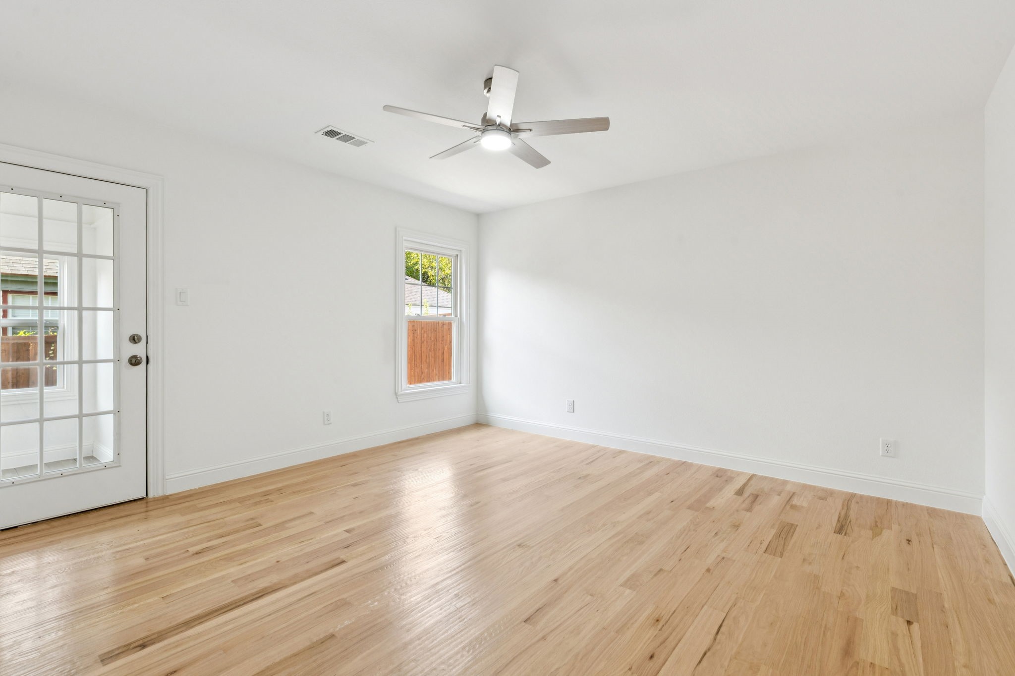 207 N Hampton Road