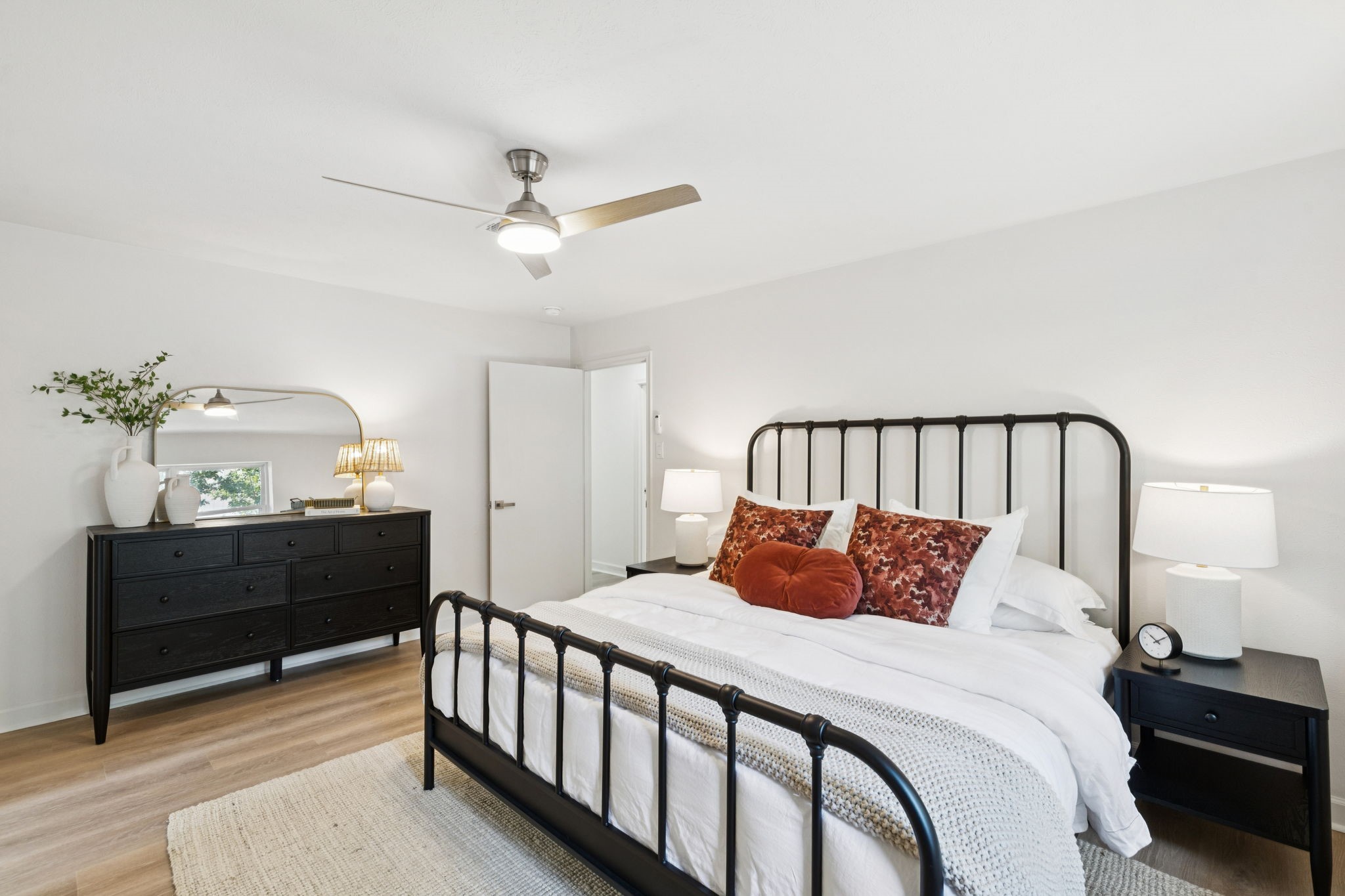 9959 E Lake Highlands Drive