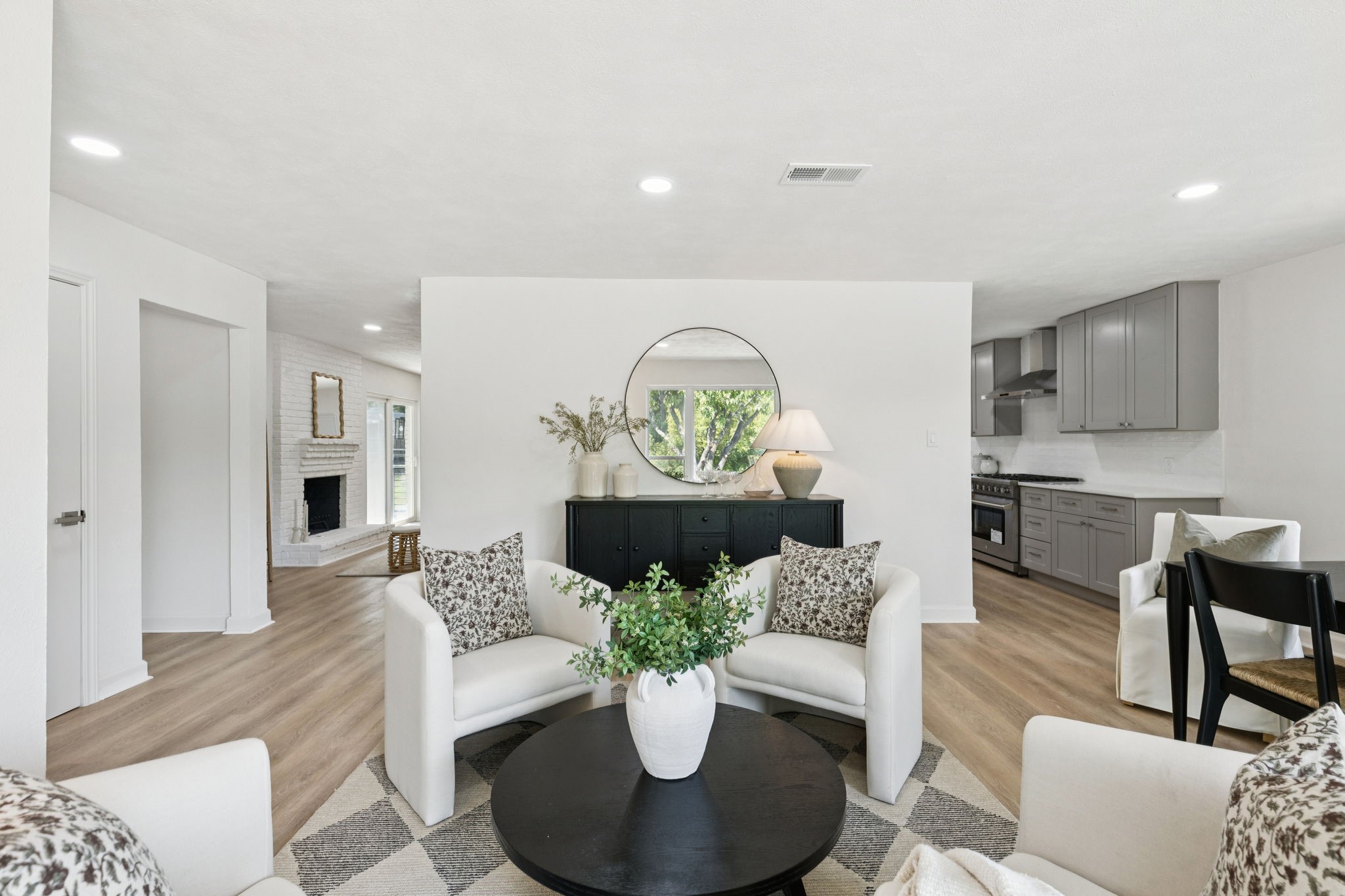 9959 E Lake Highlands Drive