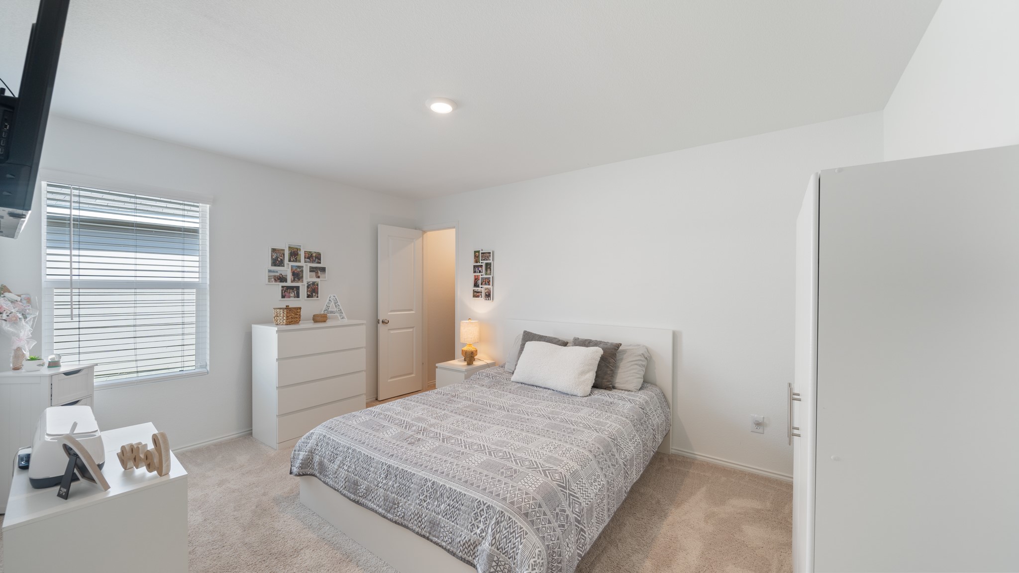 6212 Unbridled Drive