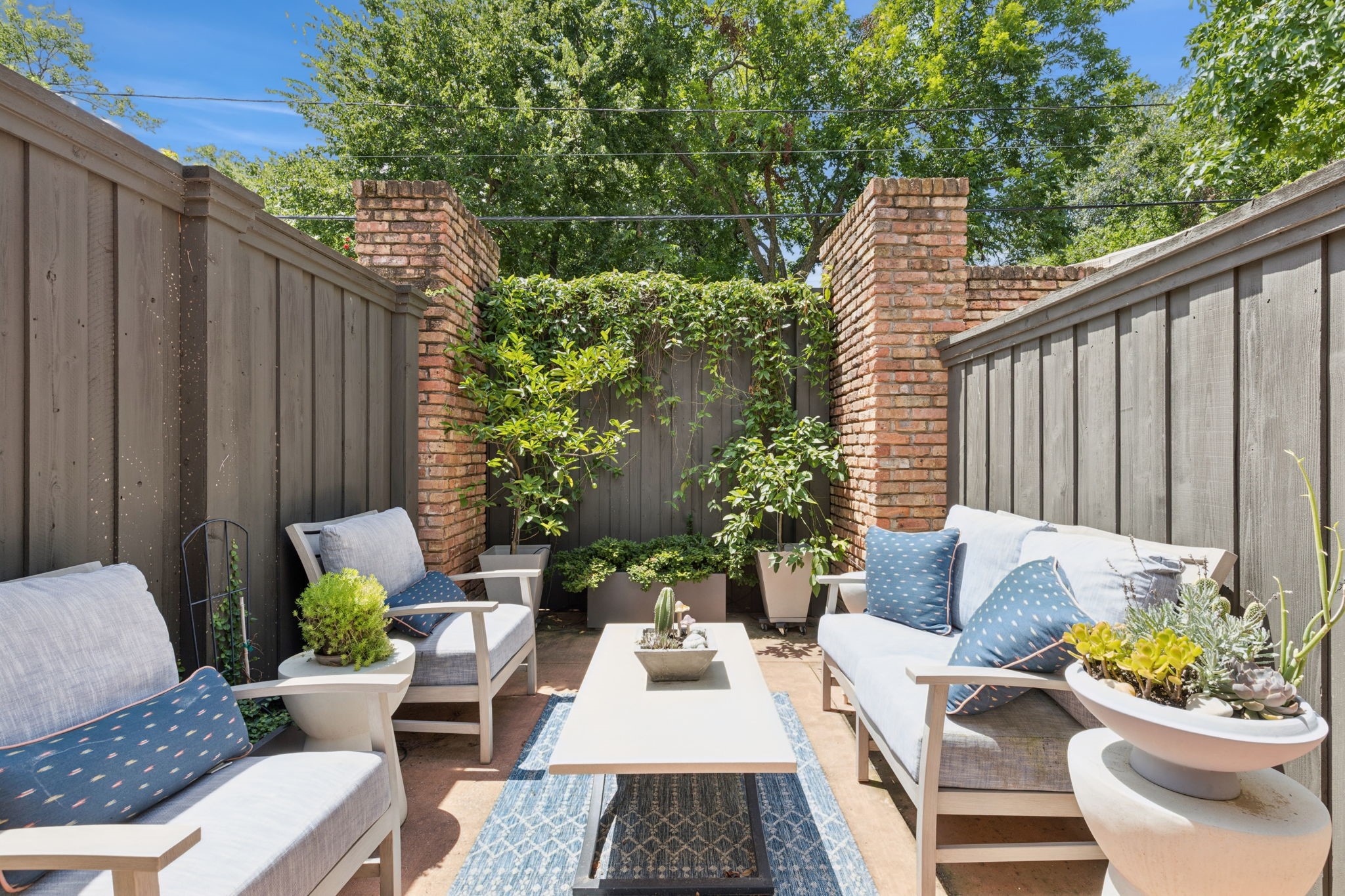 4932 Briarwood Place