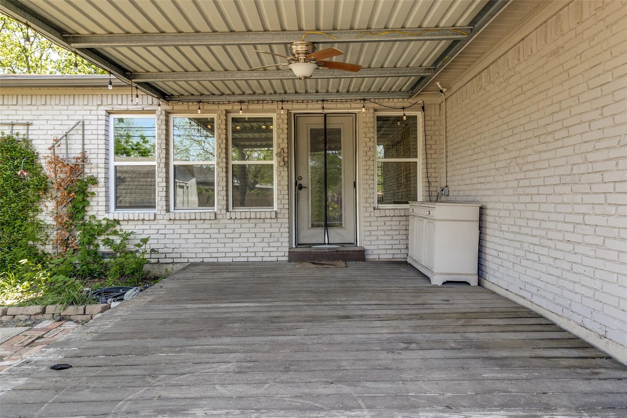 5131 Urban Crest Road