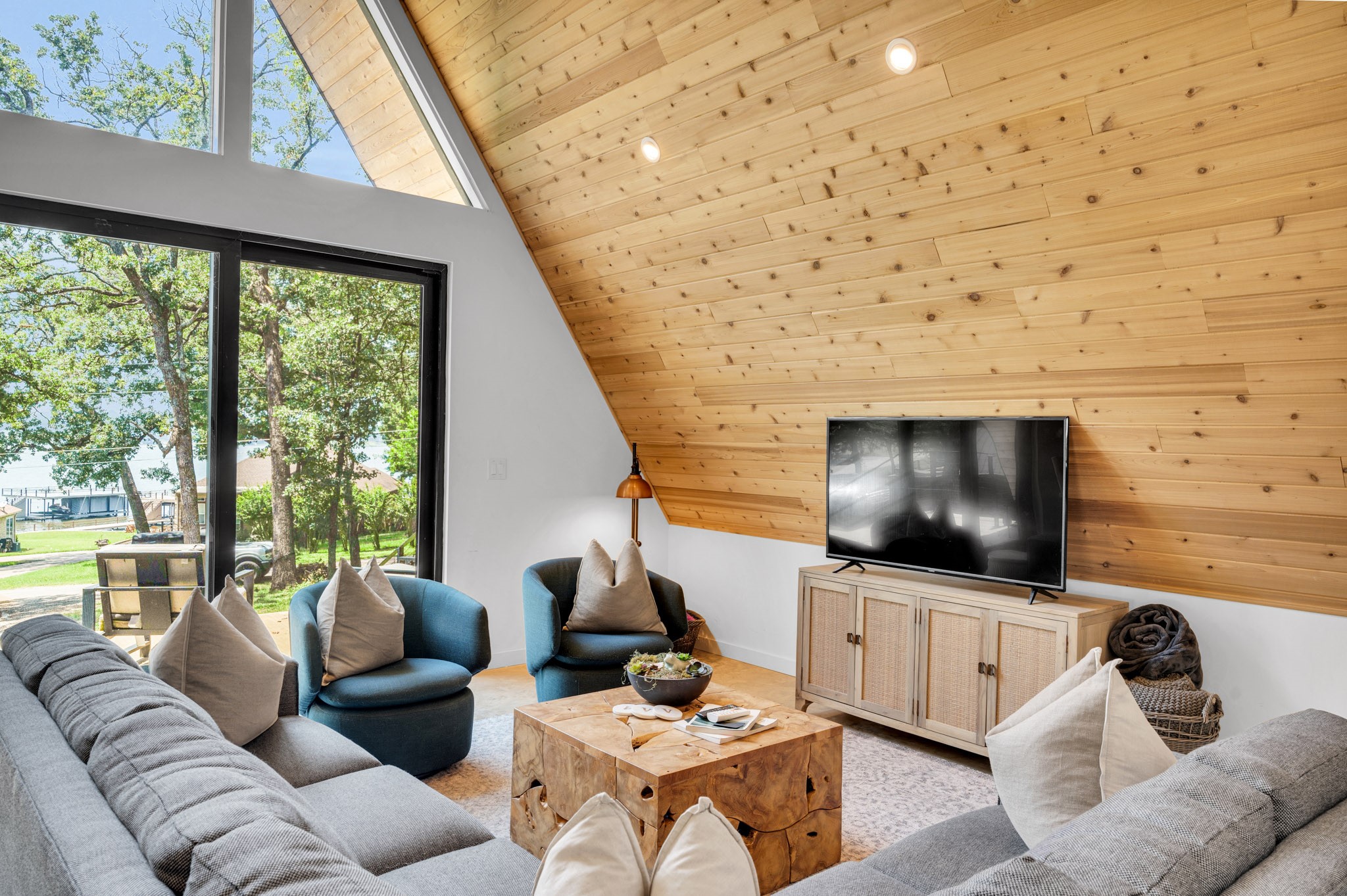 1223 Whispering Springs Drive