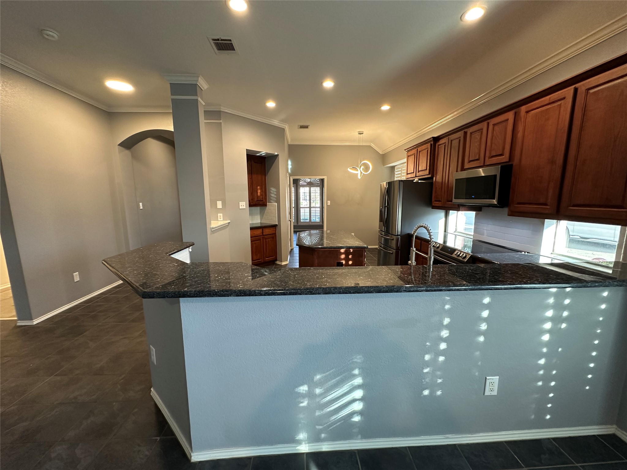 2866 Vacherie Lane
