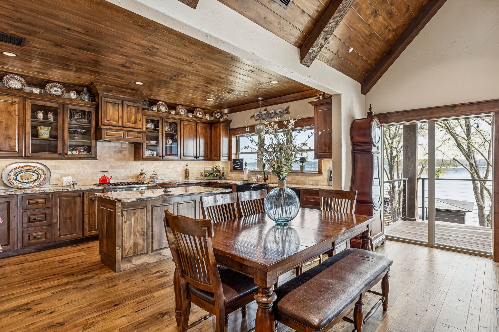 29 Shoreline Drive