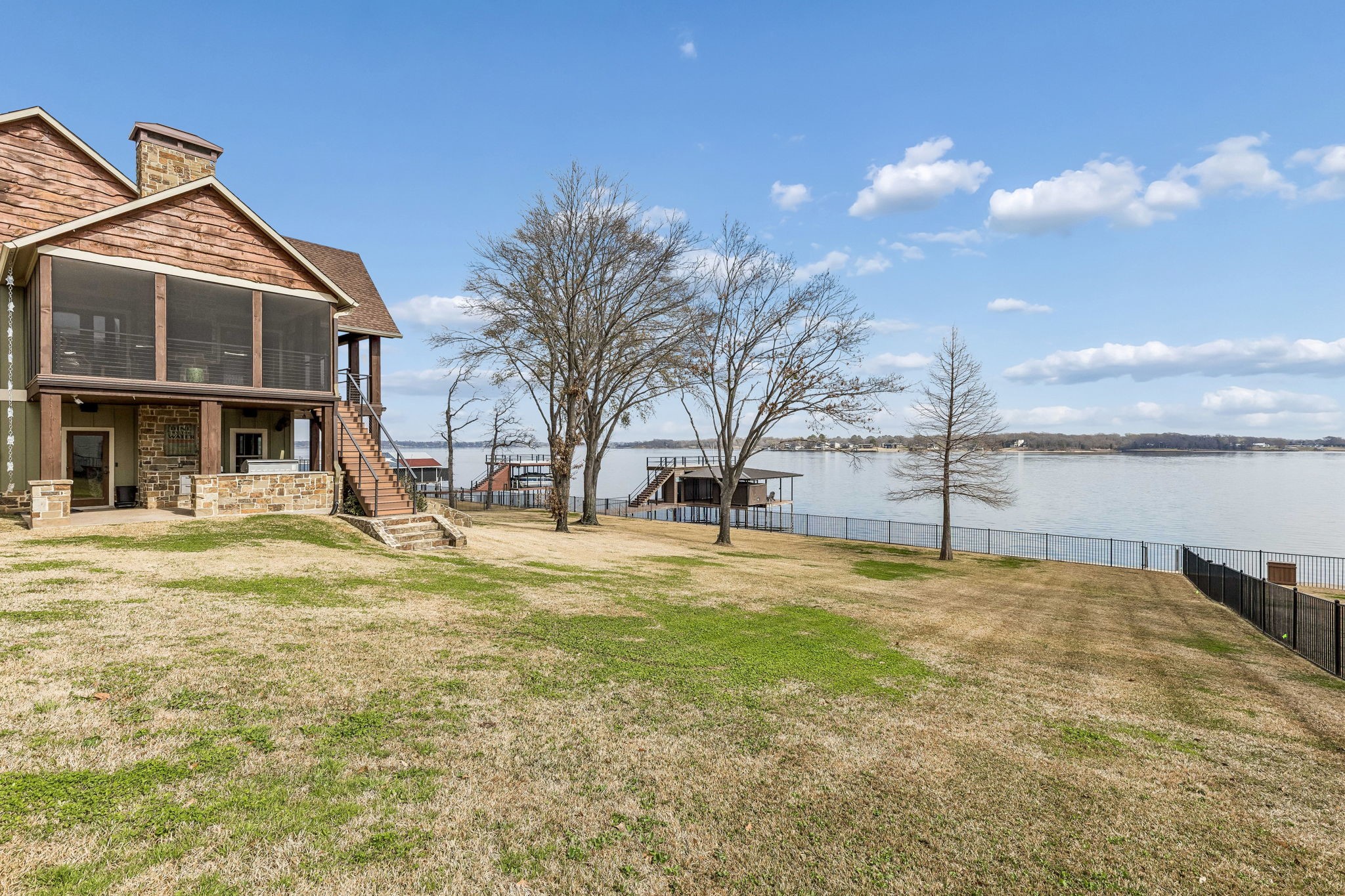 29 Shoreline Drive