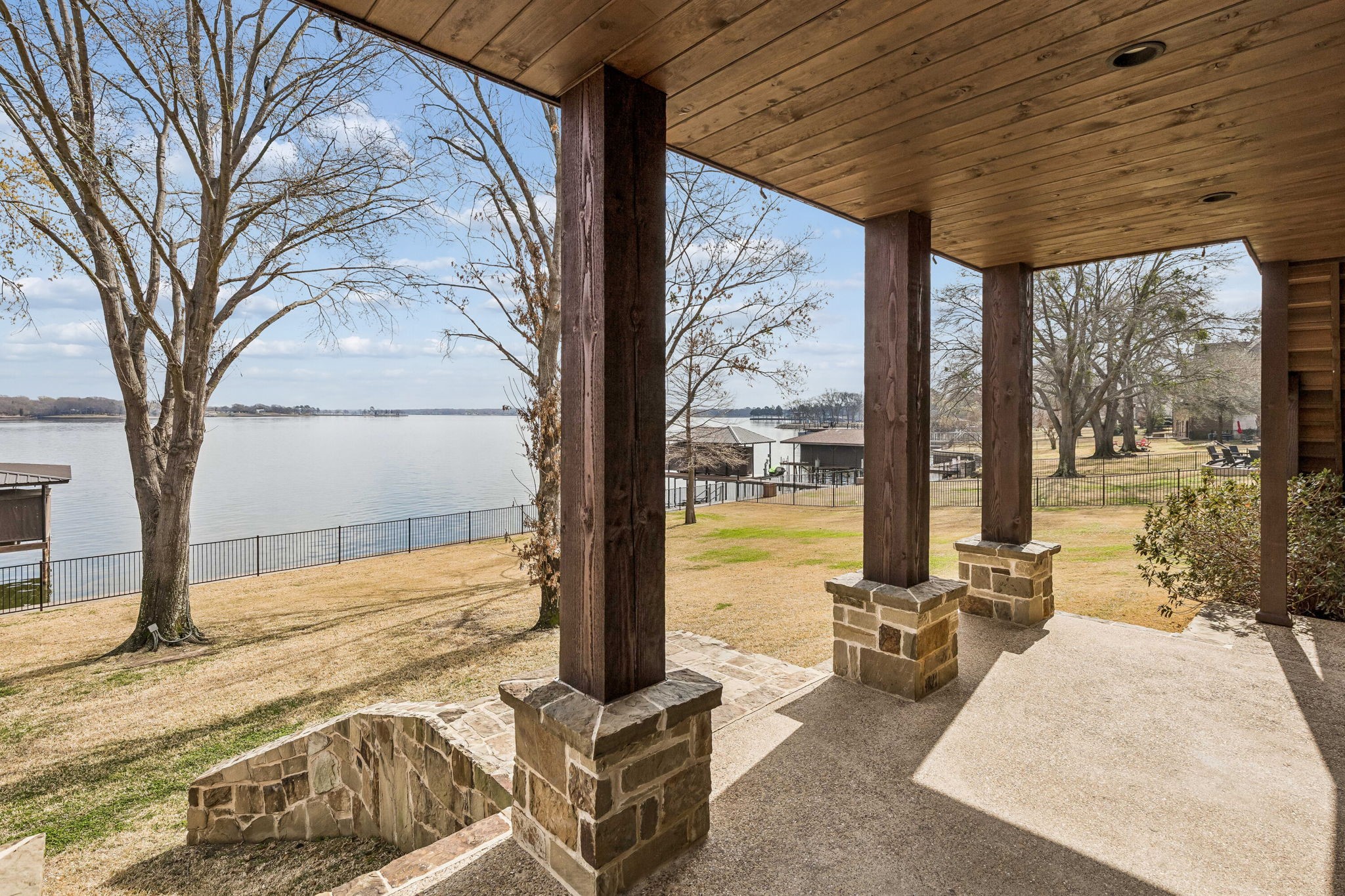 29 Shoreline Drive