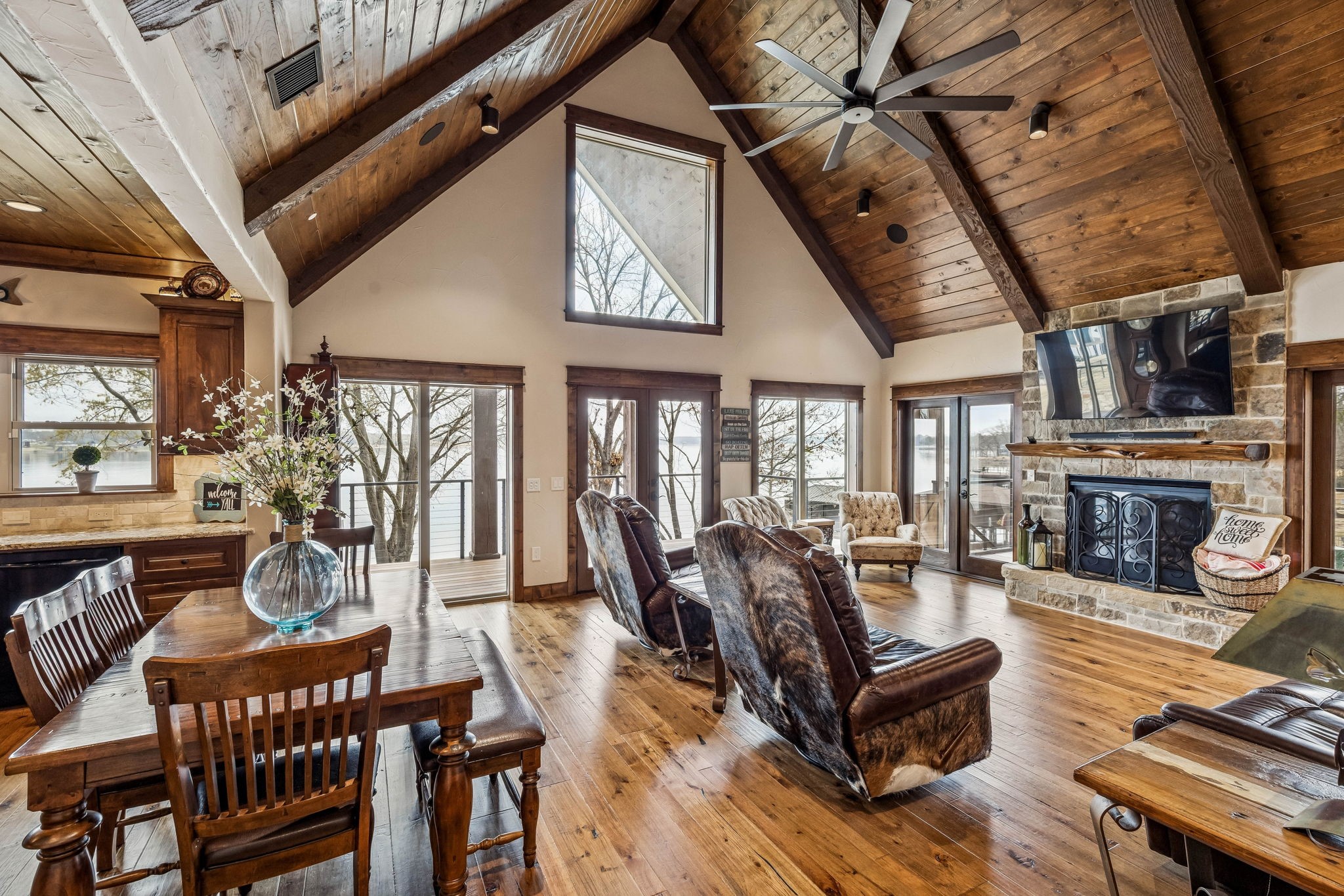 29 Shoreline Drive