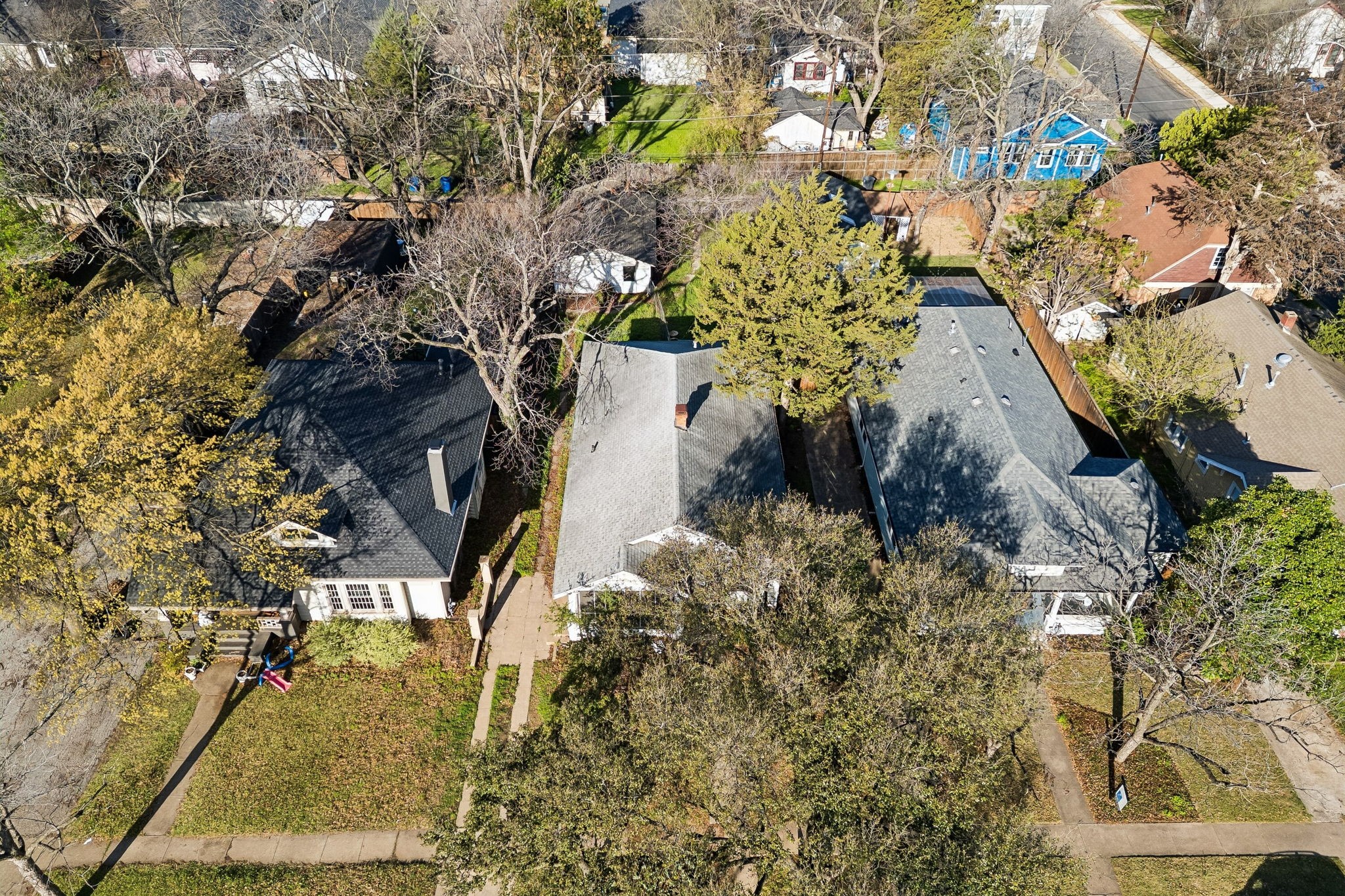 627 N Winnetka Avenue