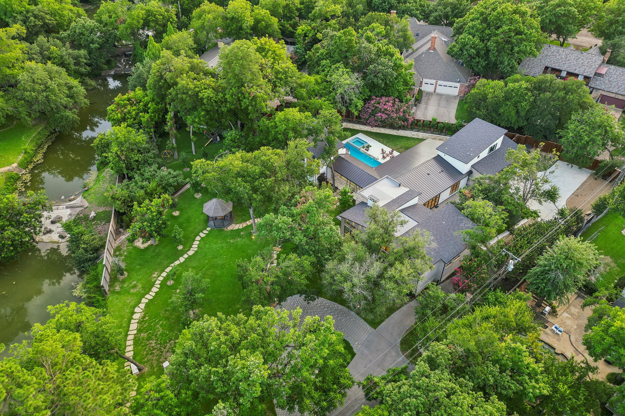 13919 Hughes Lane