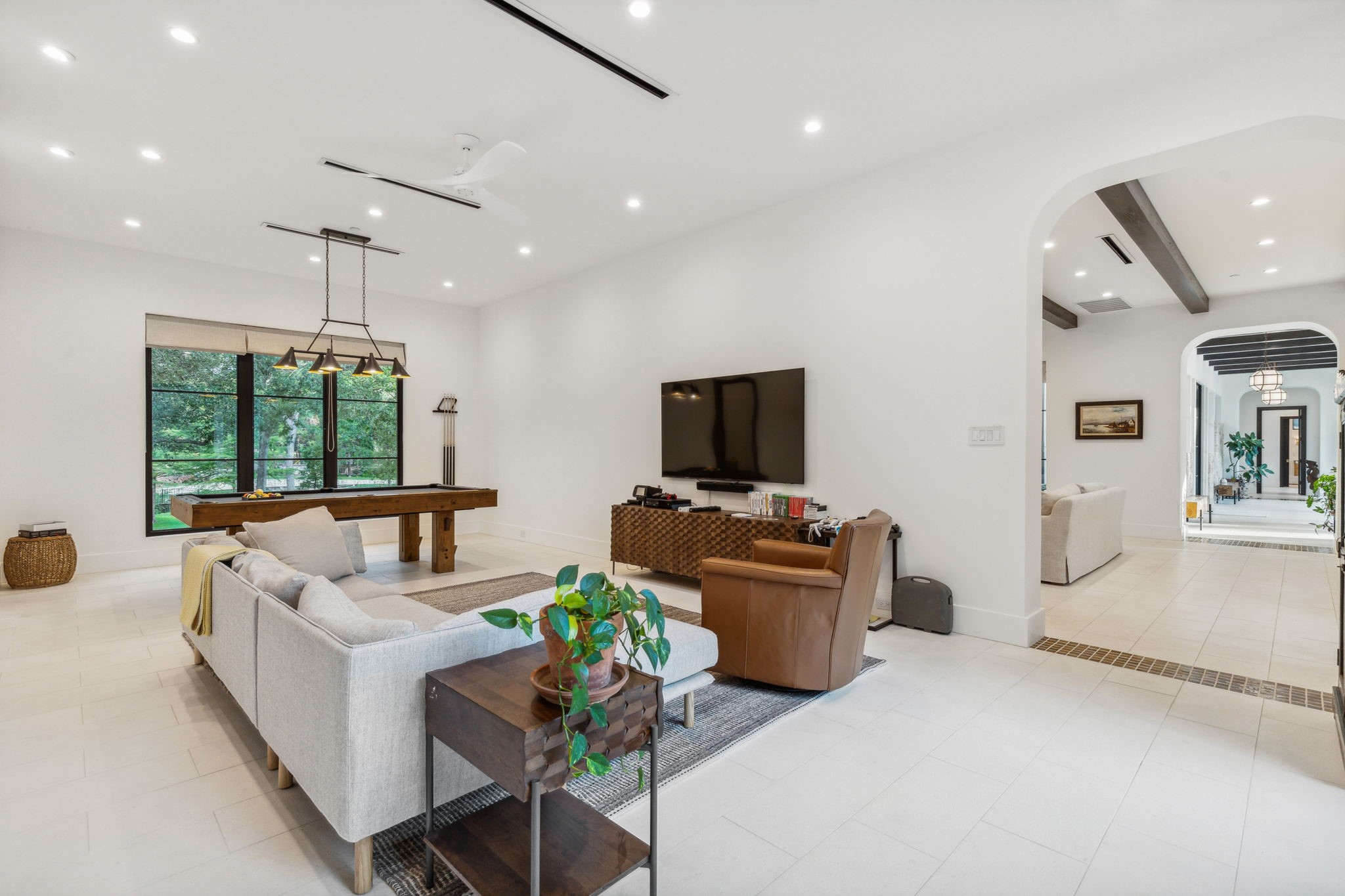 13919 Hughes Lane