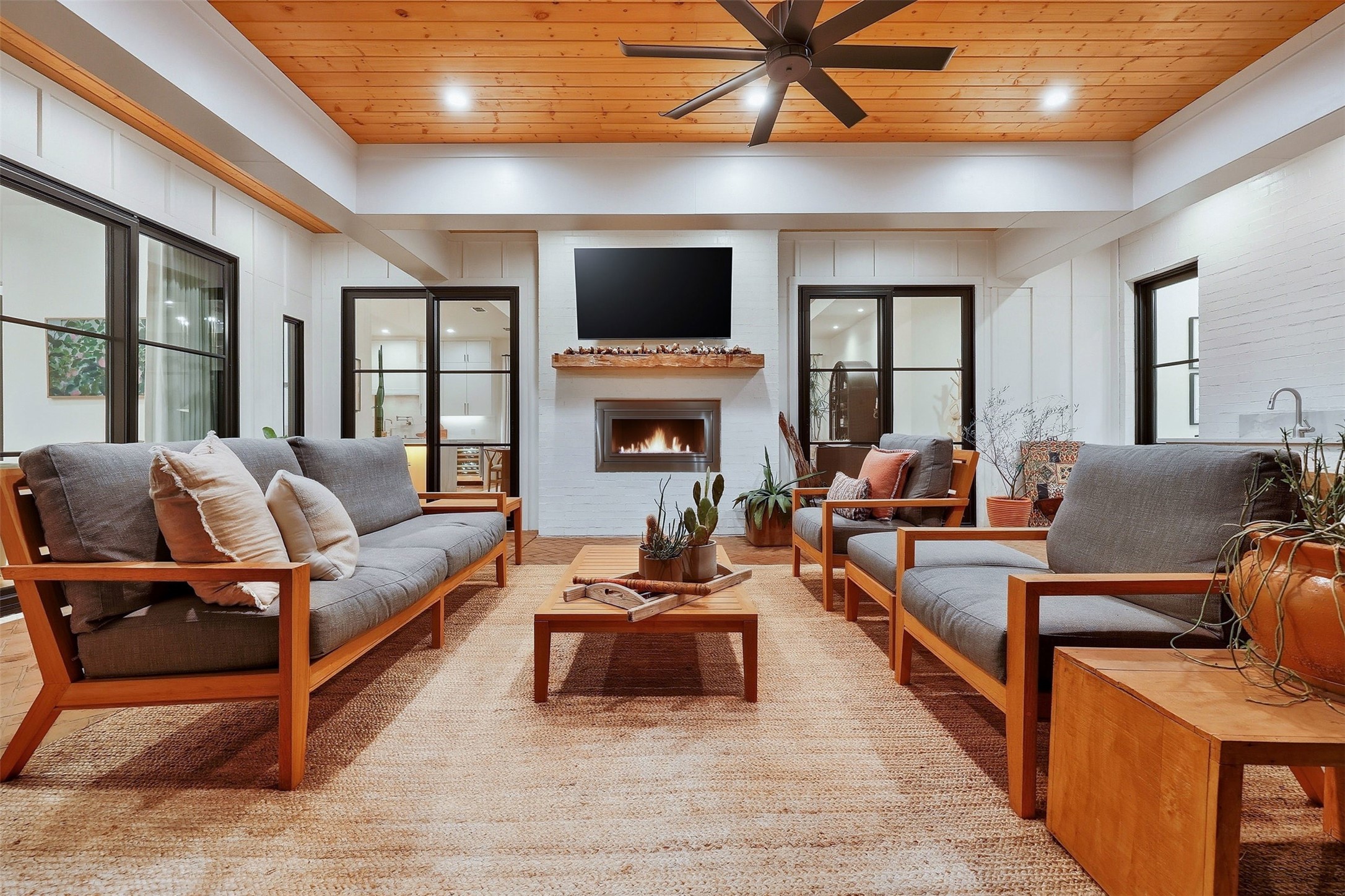 806 Thomasson Drive