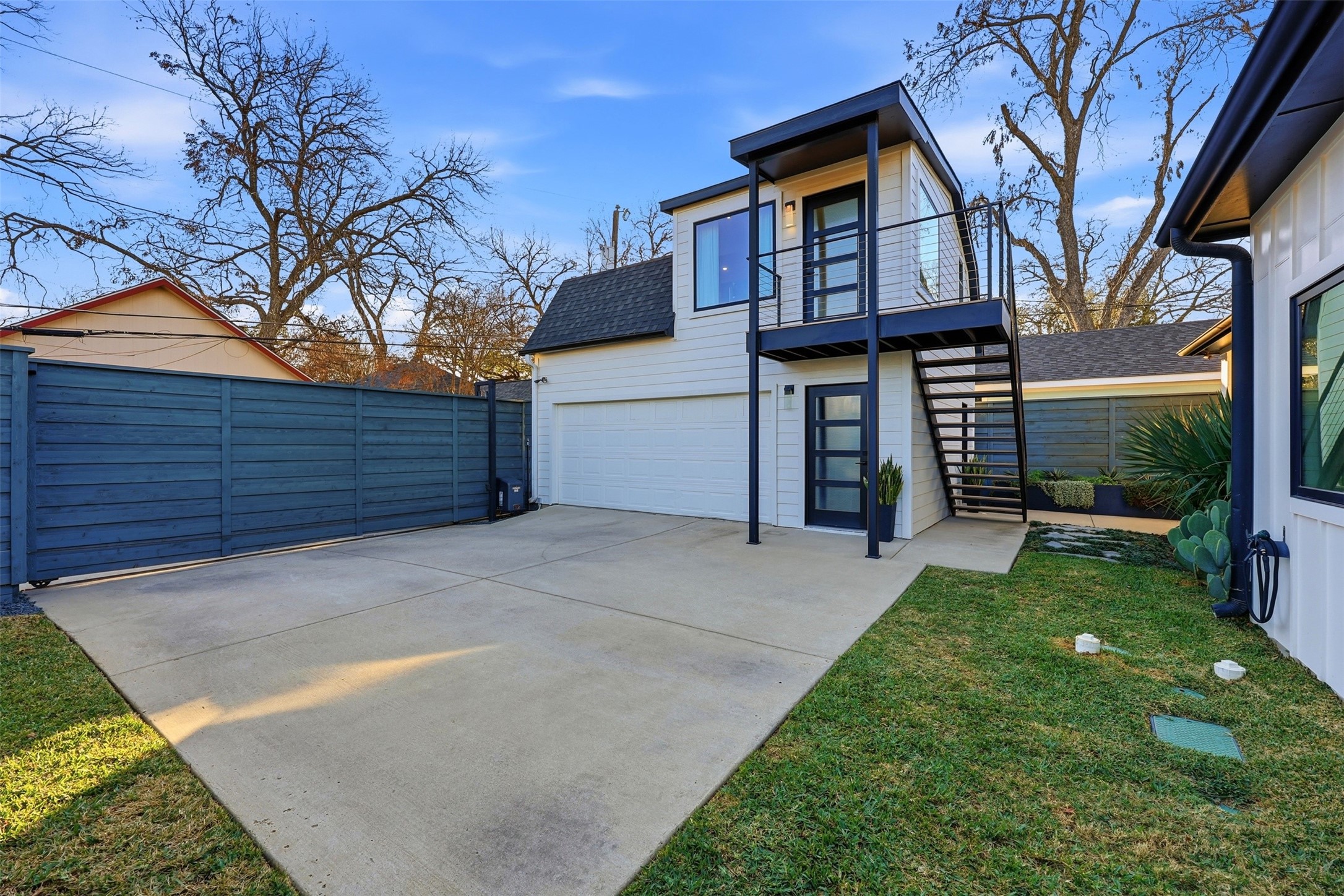 806 Thomasson Drive